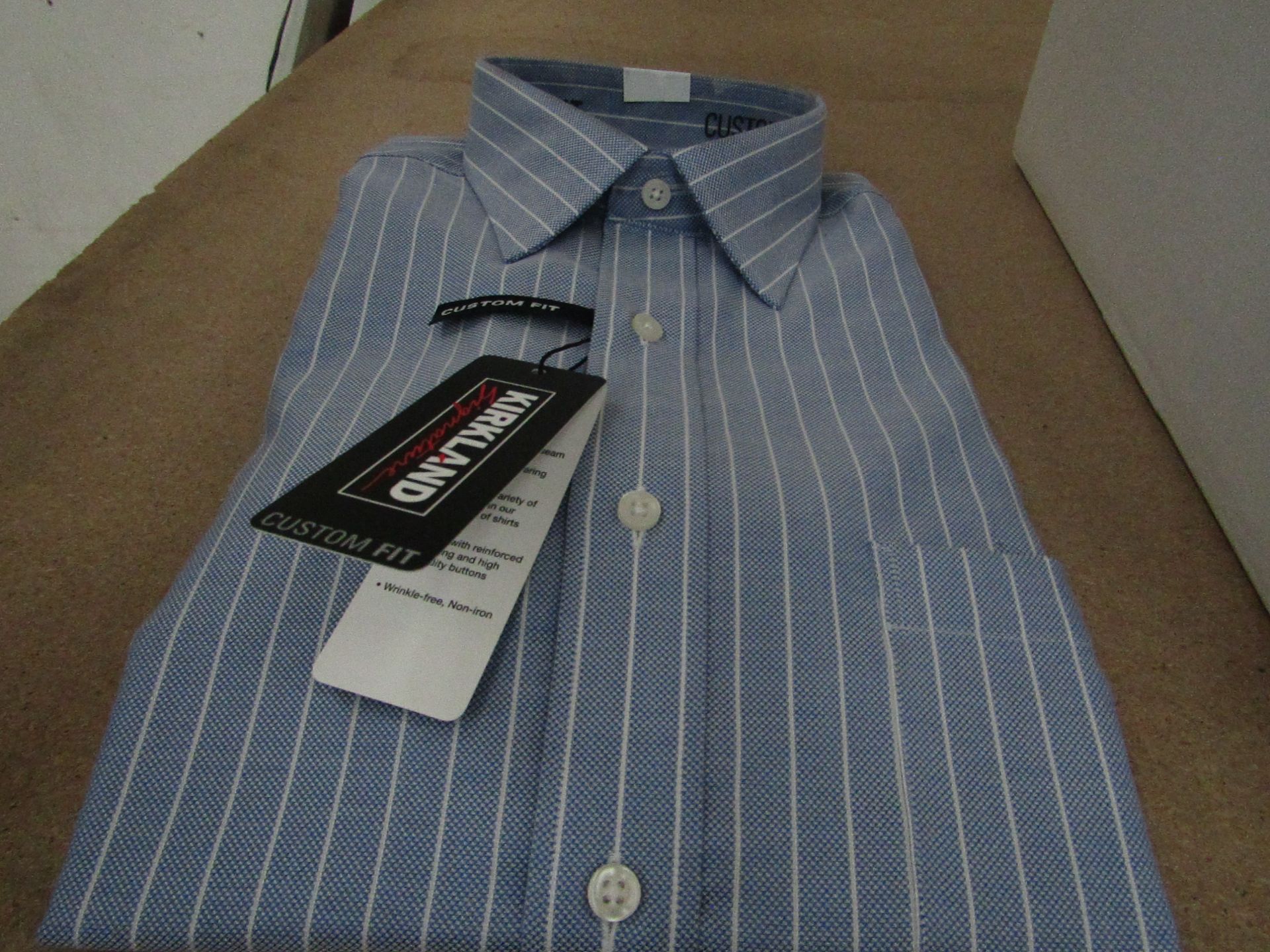 Kirkland - Custom Fit Blue Buttoned Shirt With White Stripe - ( 38 x 81/84 - 15 x 32/33 ) - New &
