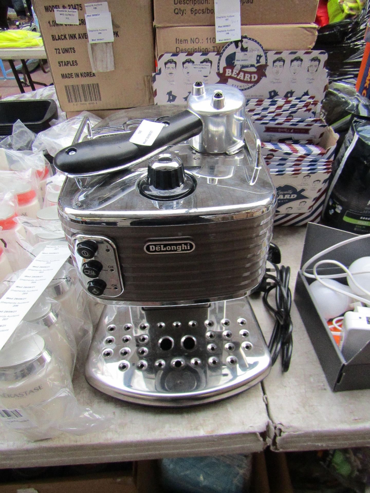 De'Longhi Scultura Traditional Barista Pump Espresso Machine, Coffee and Cappuccino Maker, -