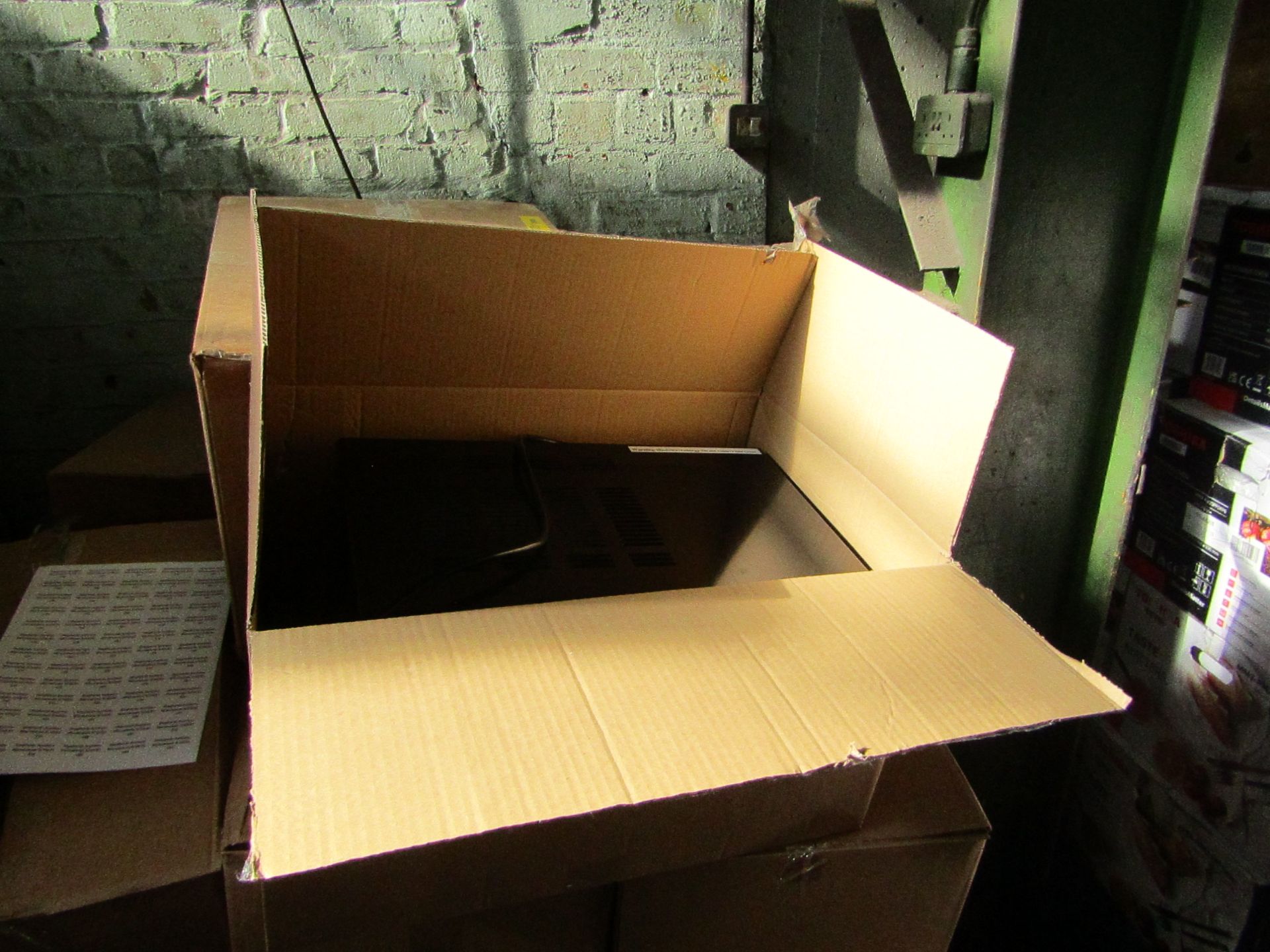 5x Microwaves in Non Original Boxes Picked at Random - Unchecked & Boxed - Be aware we do not know