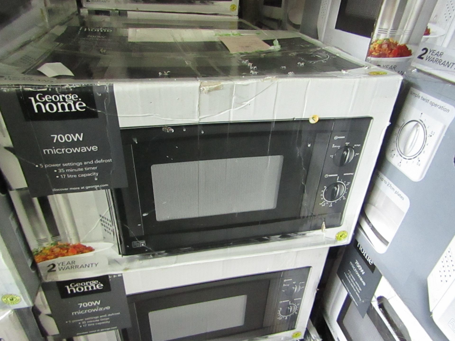 5x 700w Manual Microwave Ovens - Black - Unchecked & Boxed - RRP £40 - Total lot RRP £200 - Load Ref