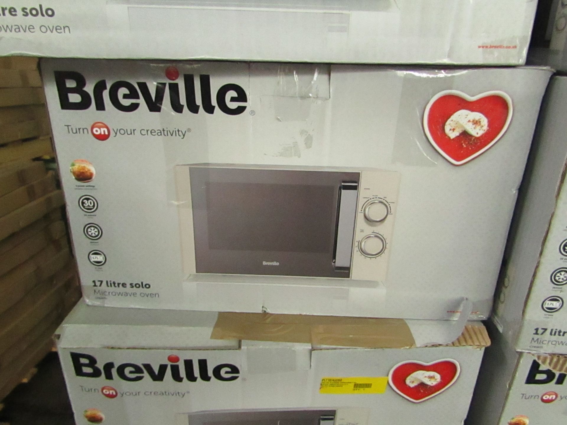 5x Breville 17L 800W Solo Microwave Oven - White - Unchecked & Boxed - RRP Per Item £59.99 - Total