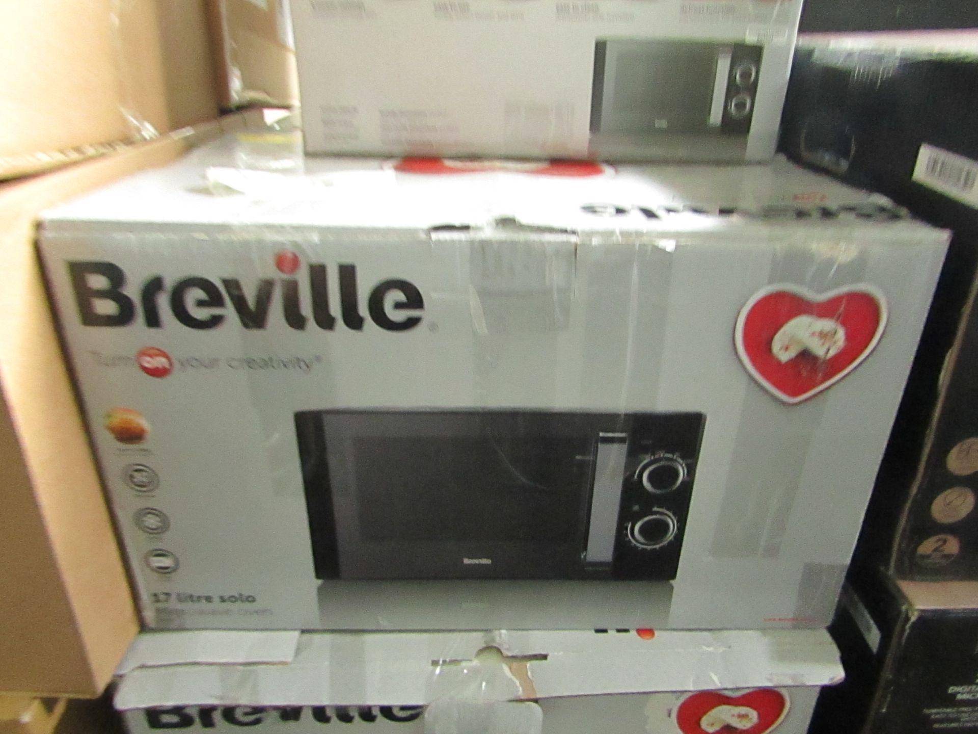 5x Breville 17L 800W Solo Microwave Oven - Black - Unchecked & Boxed - RRP Per Item £59.99 - Total