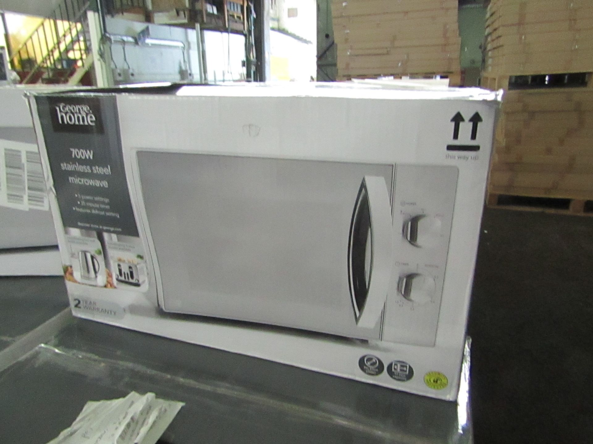 4x Stainless Steel 700W Microwave Ovens - Unchecked & Boxed - RRP £50 - Total lot RRP £200 - Load