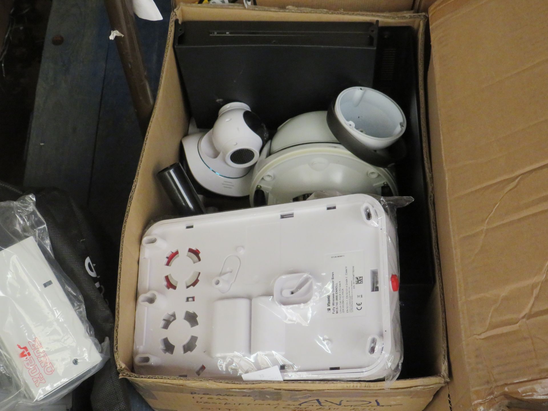 Box containing over 10x various CCTV parts, all loose and unchecked.