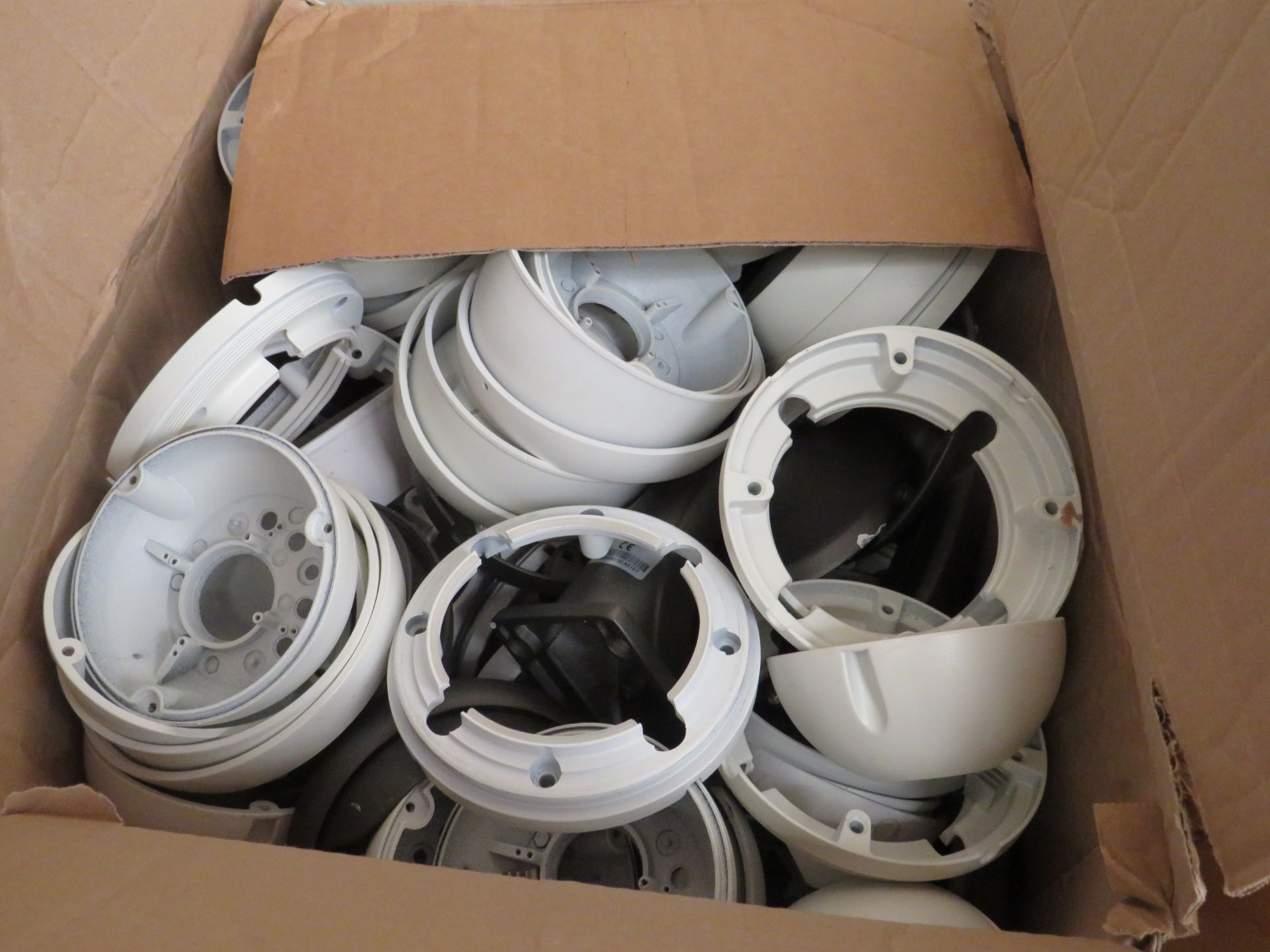 Box containing over 20x various CCTV parts, all loose and unchecked.