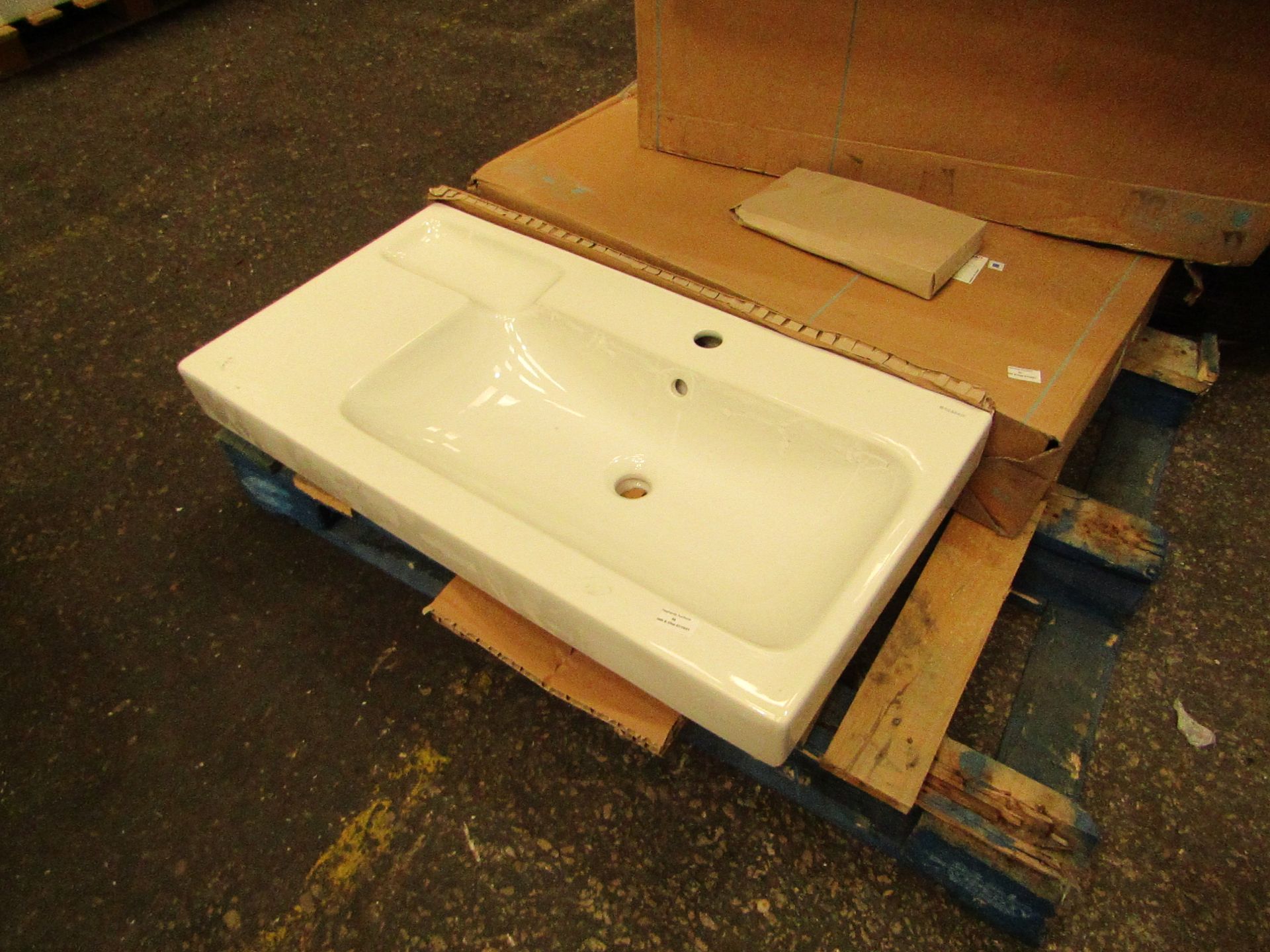 Gerberit iCon 1214195000 90cm basin, looks unused with original box