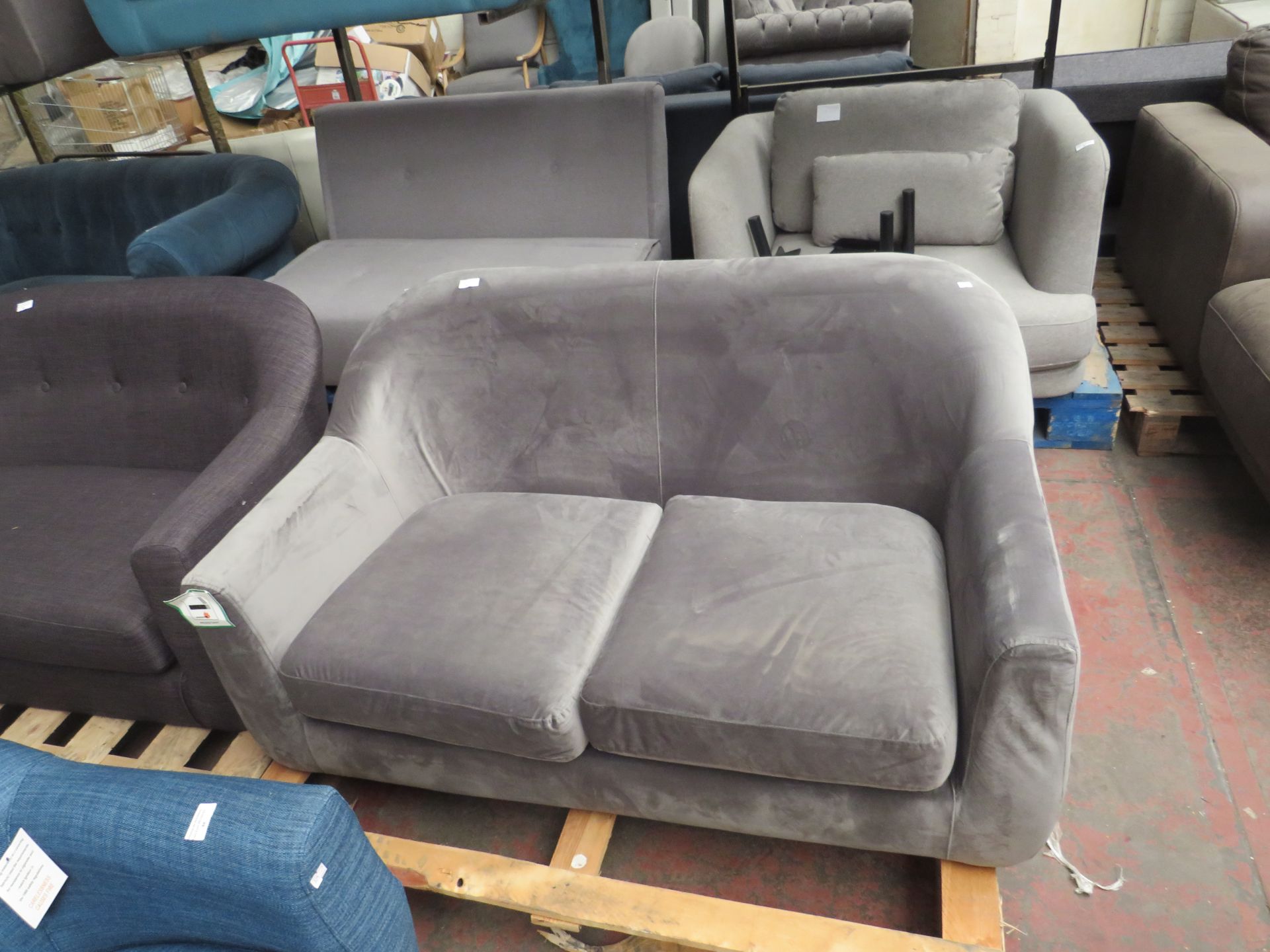 | 1X | MADE.COM GREY VELVET TUBBY LOVE SEAT | no major damage (PLEASE NOTE, THIS DOES NOT PROVIDE