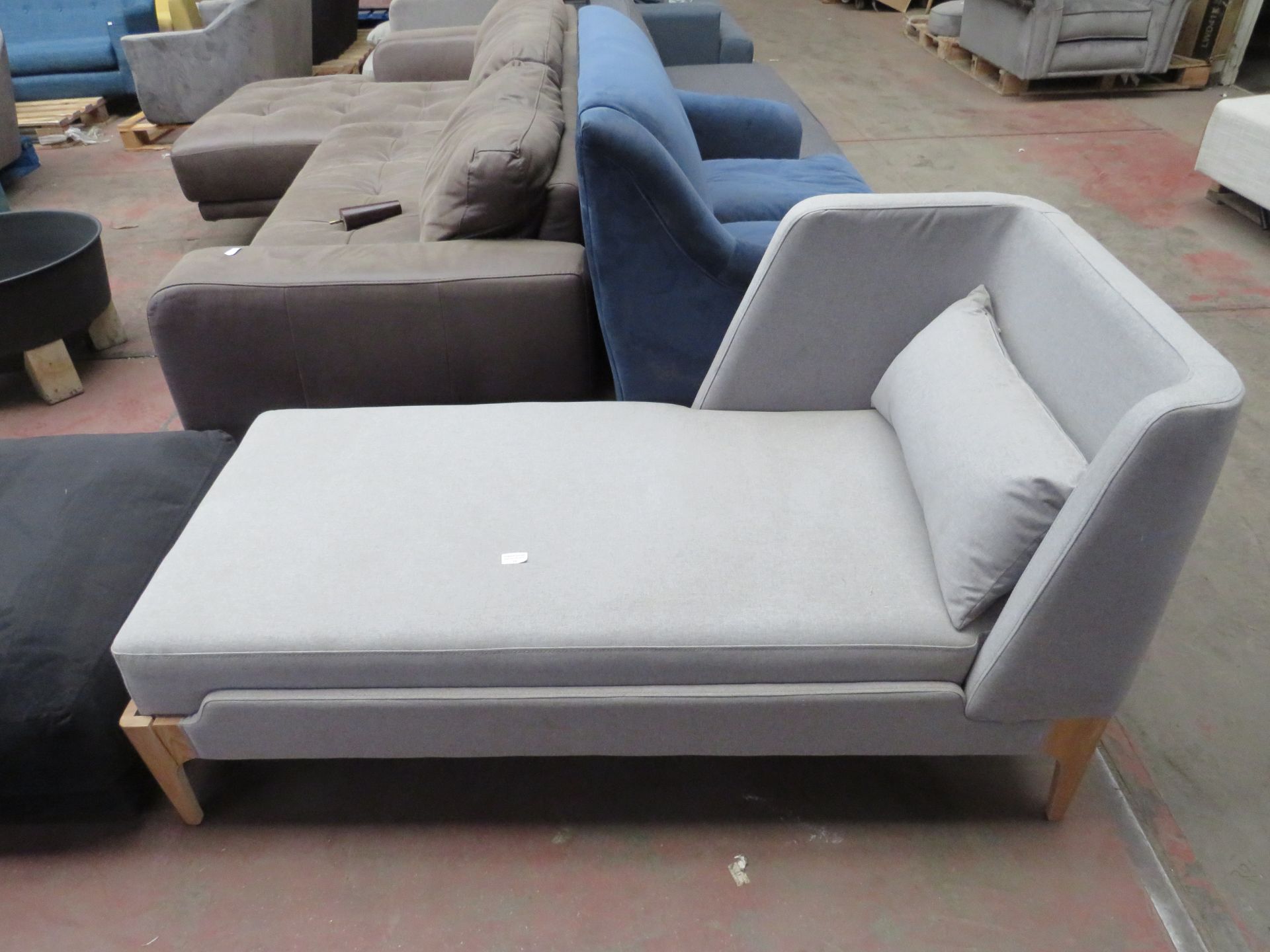 | 1X | MADE.COM GREY FABRIC LOUNGER | NO VISIBLE DAMAGE (NO GUARANTEE) WITH FEET | RRP £849 |