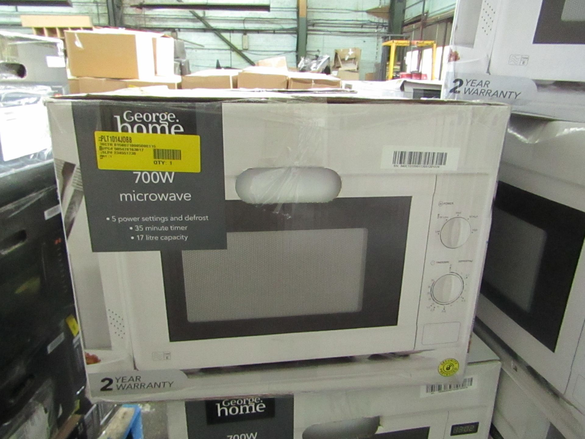 5x 700w Manual Microwave Ovens - White - Unchecked & Boxed - RRP £40 - Total lot RRP £200 - Load Ref