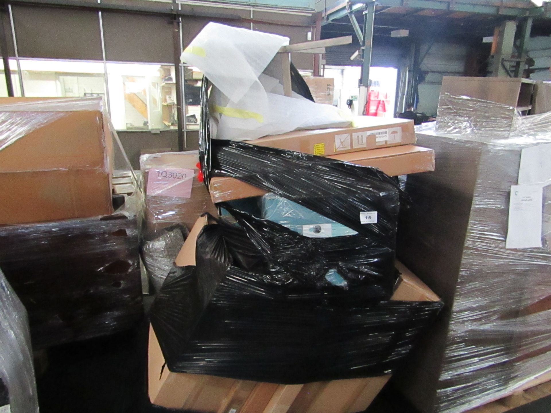 | 1X | PALLET OF FAULTY / MISSING PARTS / DAMAGED CUSTOMER RETURNS MADE.COM/COX & COX STOCK