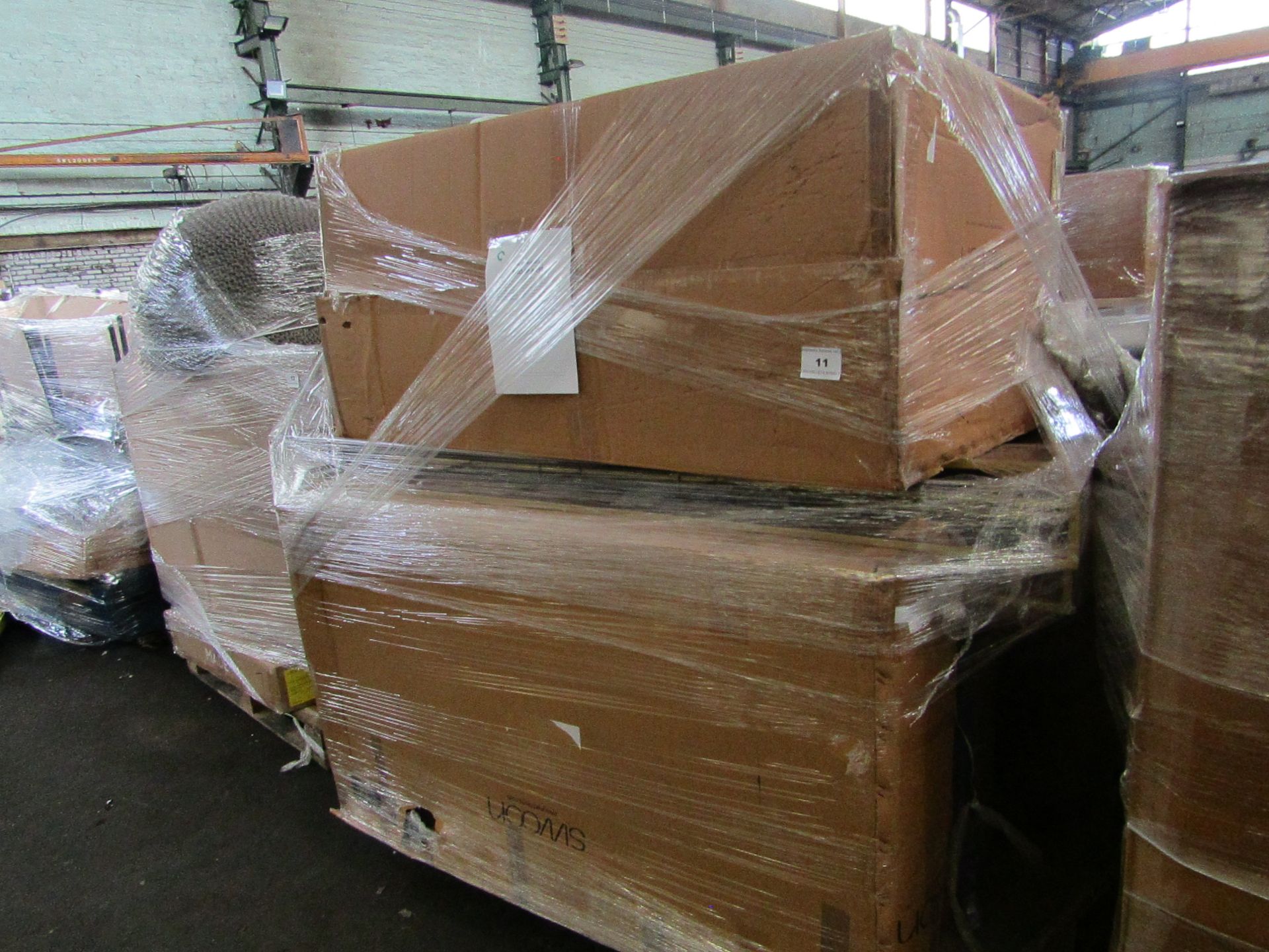 Mixed pallet of Swoon Editions customer returns to include 7 items of stock with a total RRP of