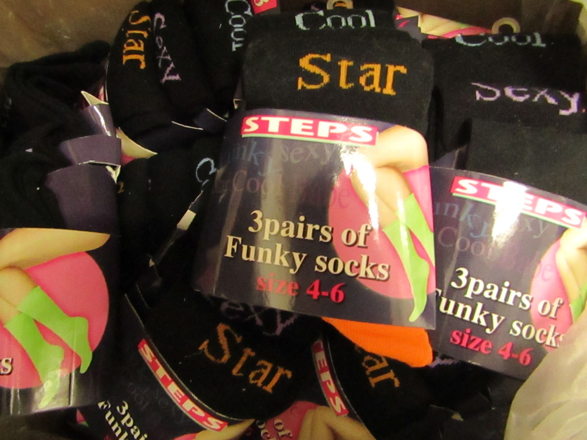 12 X Pairs of Funky Socks Ladies Size 4-6 All New & Packaged