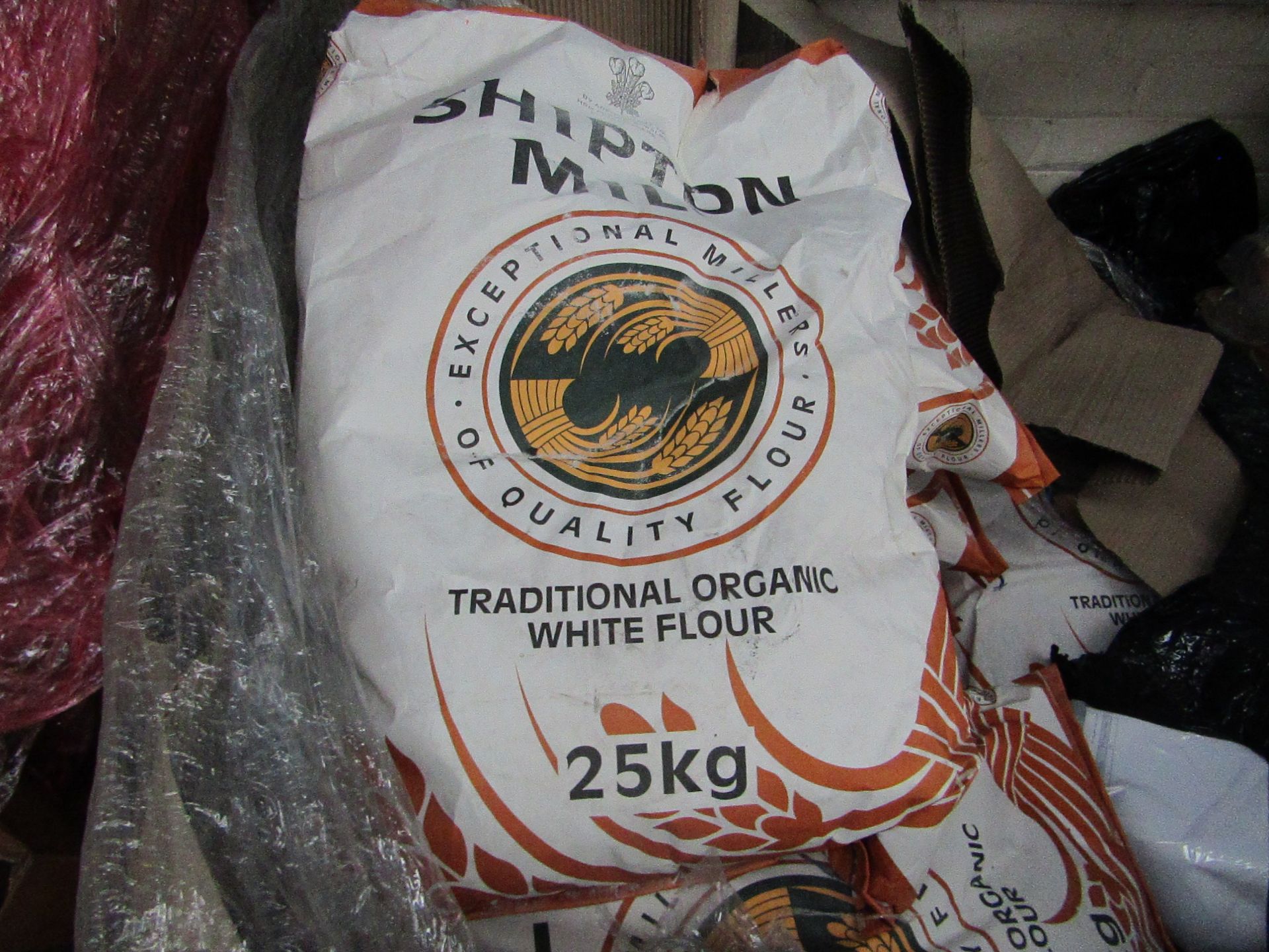Shipton Mill - Traditional Organic White Flour - 25KG BAG - BB Dec 2021, RRP £24.99