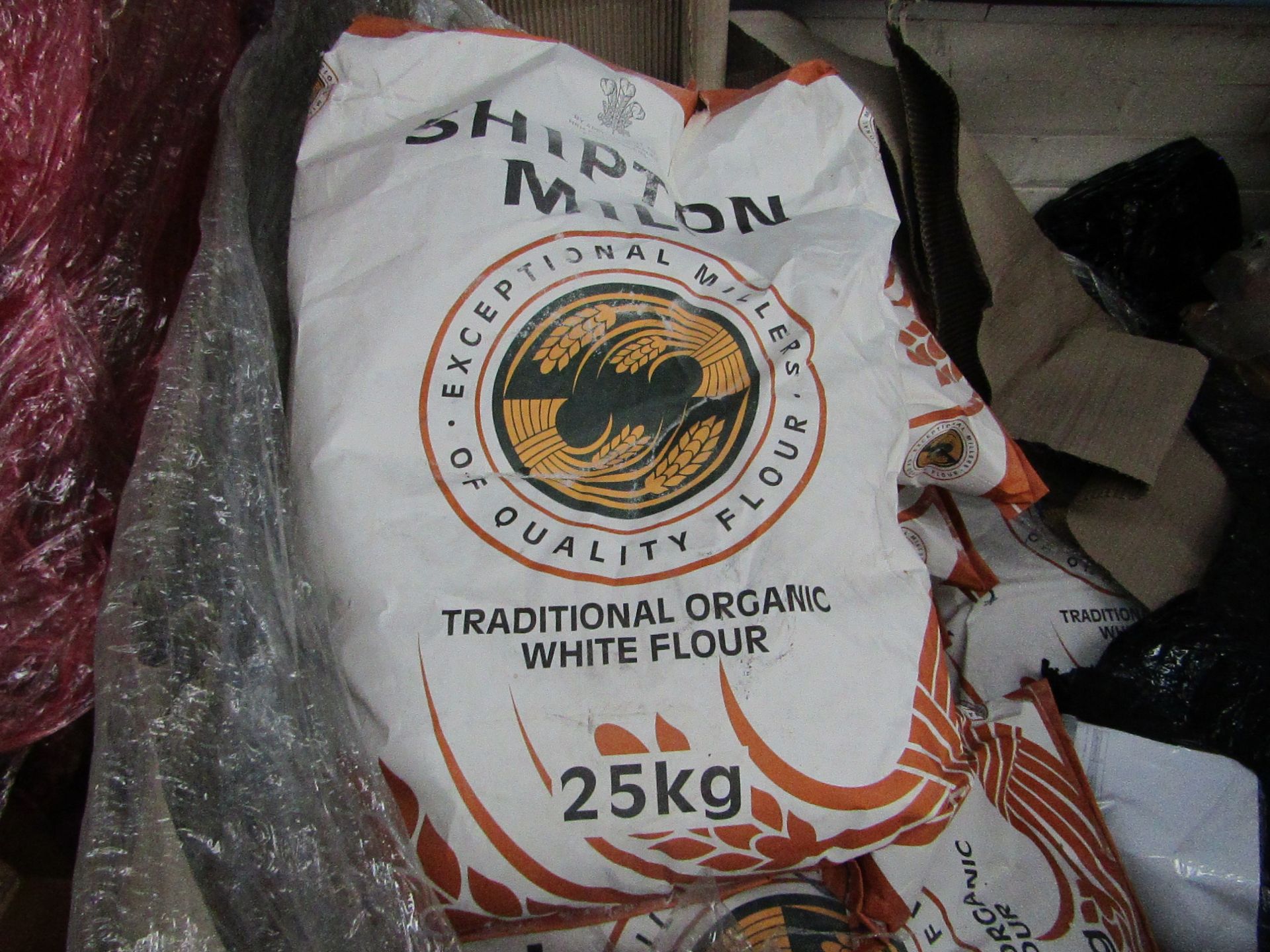 Shipton Mill - Traditional Organic White Flour - 25KG BAG - BB Dec 2021, RRP £24.99