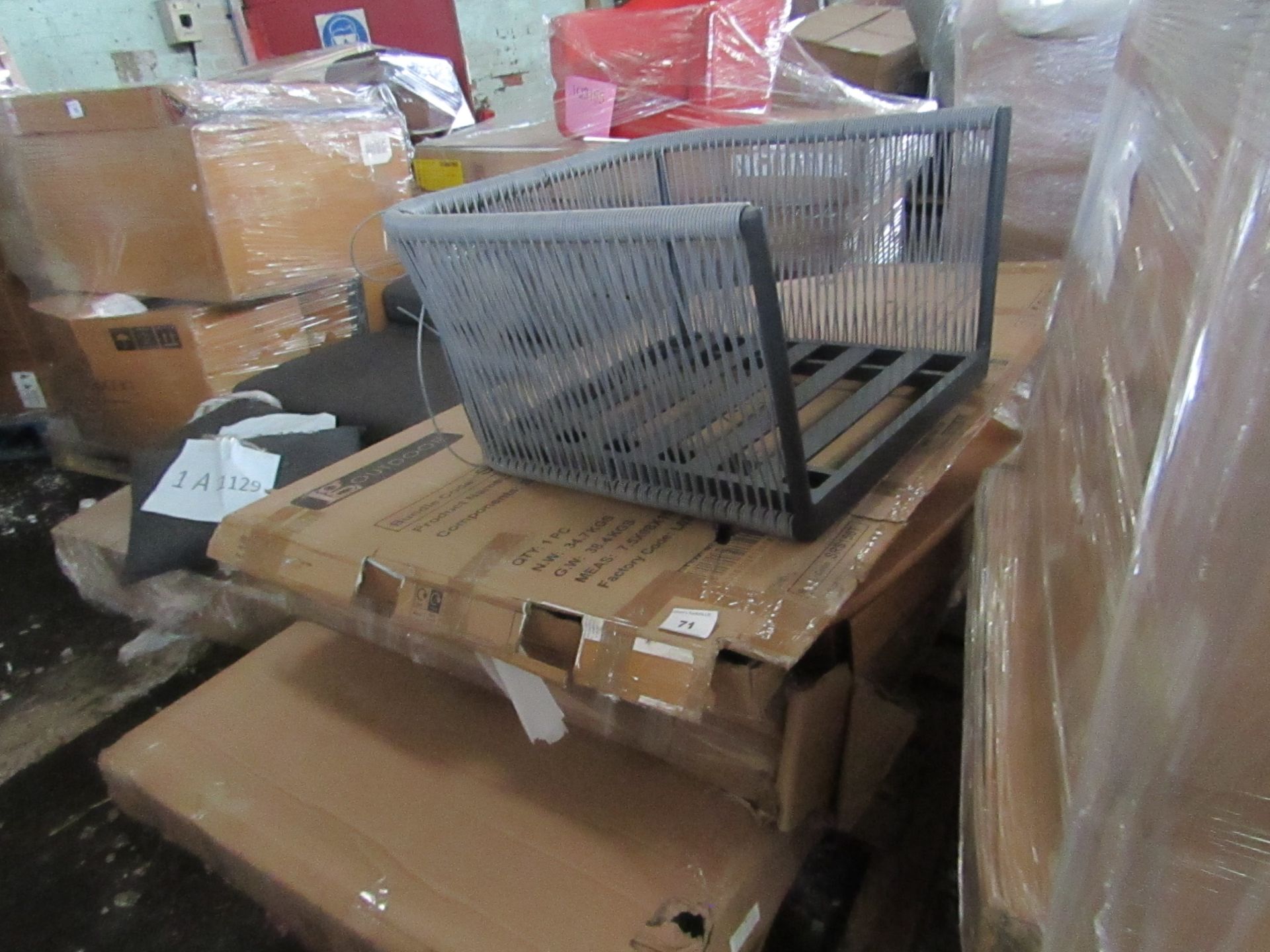 | 1X | PALLET OF FAULTY / MISSING PARTS / DAMAGED CUSTOMER RETURNS MADE.COM & COX & COX STOCK