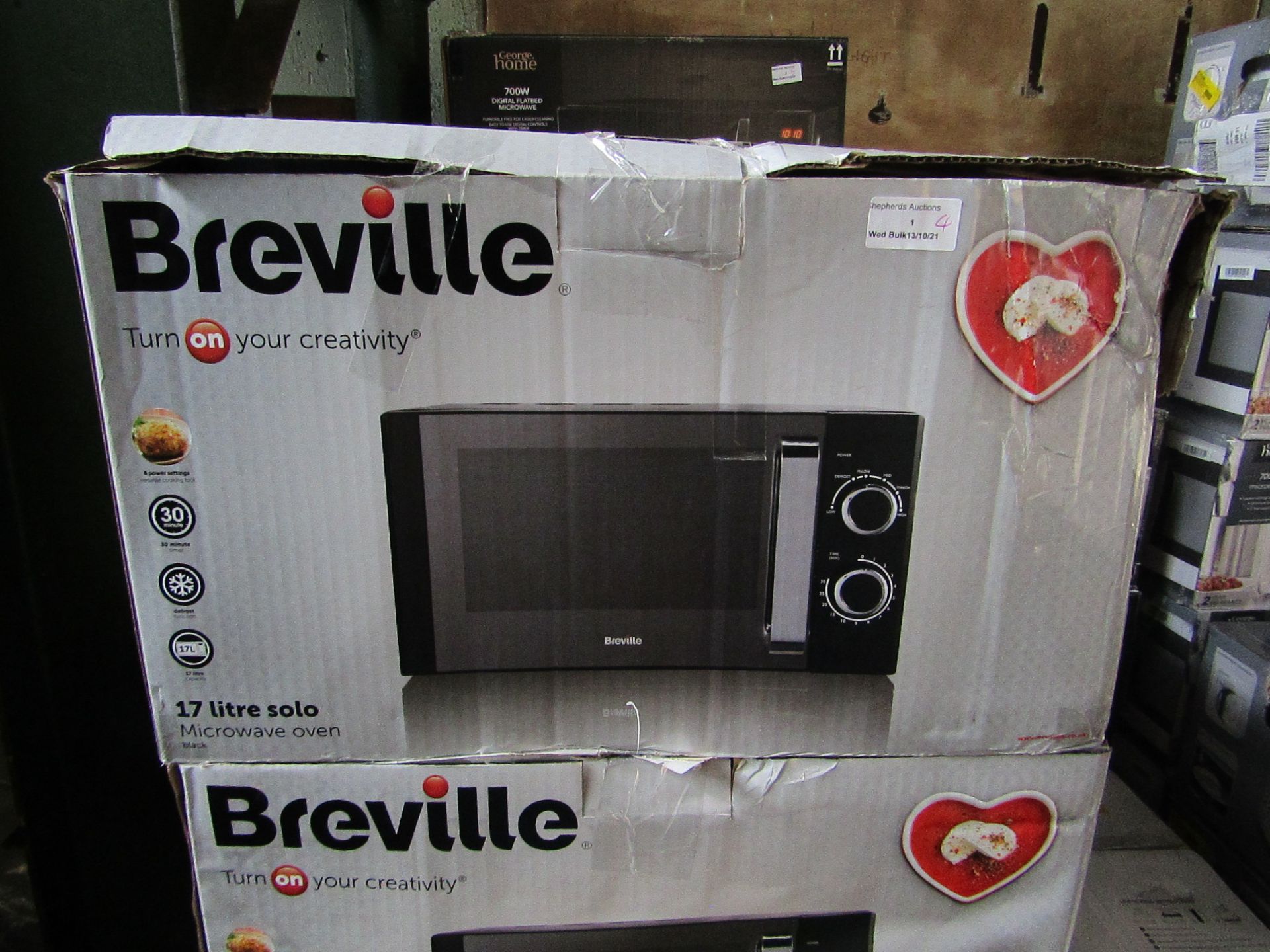 4x Breville Solo 17L 800W Microwaves | Unchecked & Boxed | RRP £59.99 | Total lot RRP £239.96 | Load