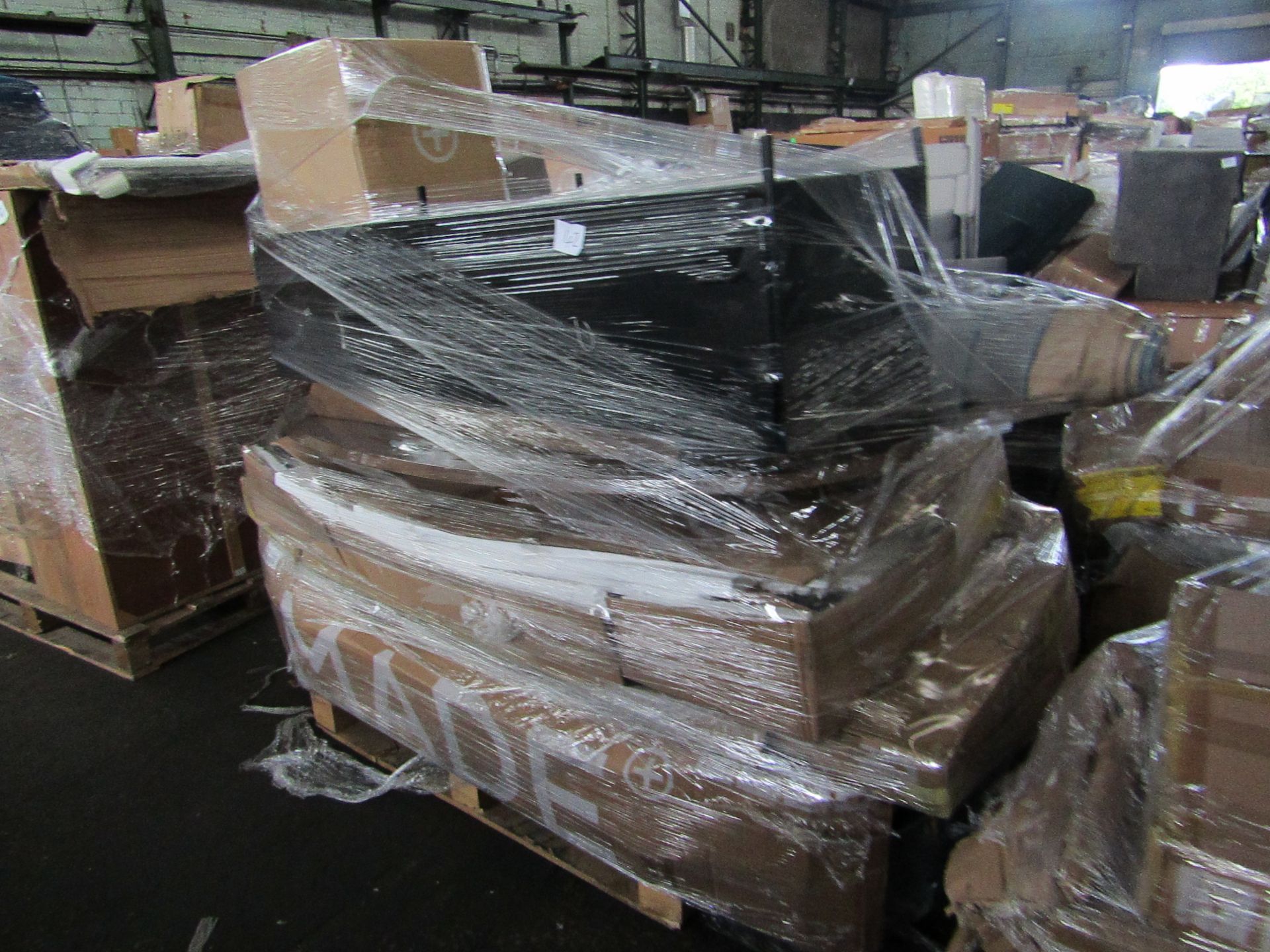 | 1X | PALLET OF FAULTY / MISSING PARTS / DAMAGED CUSTOMER RETURNS MADE.COM/SWOON STOCK UNMANIFESTED