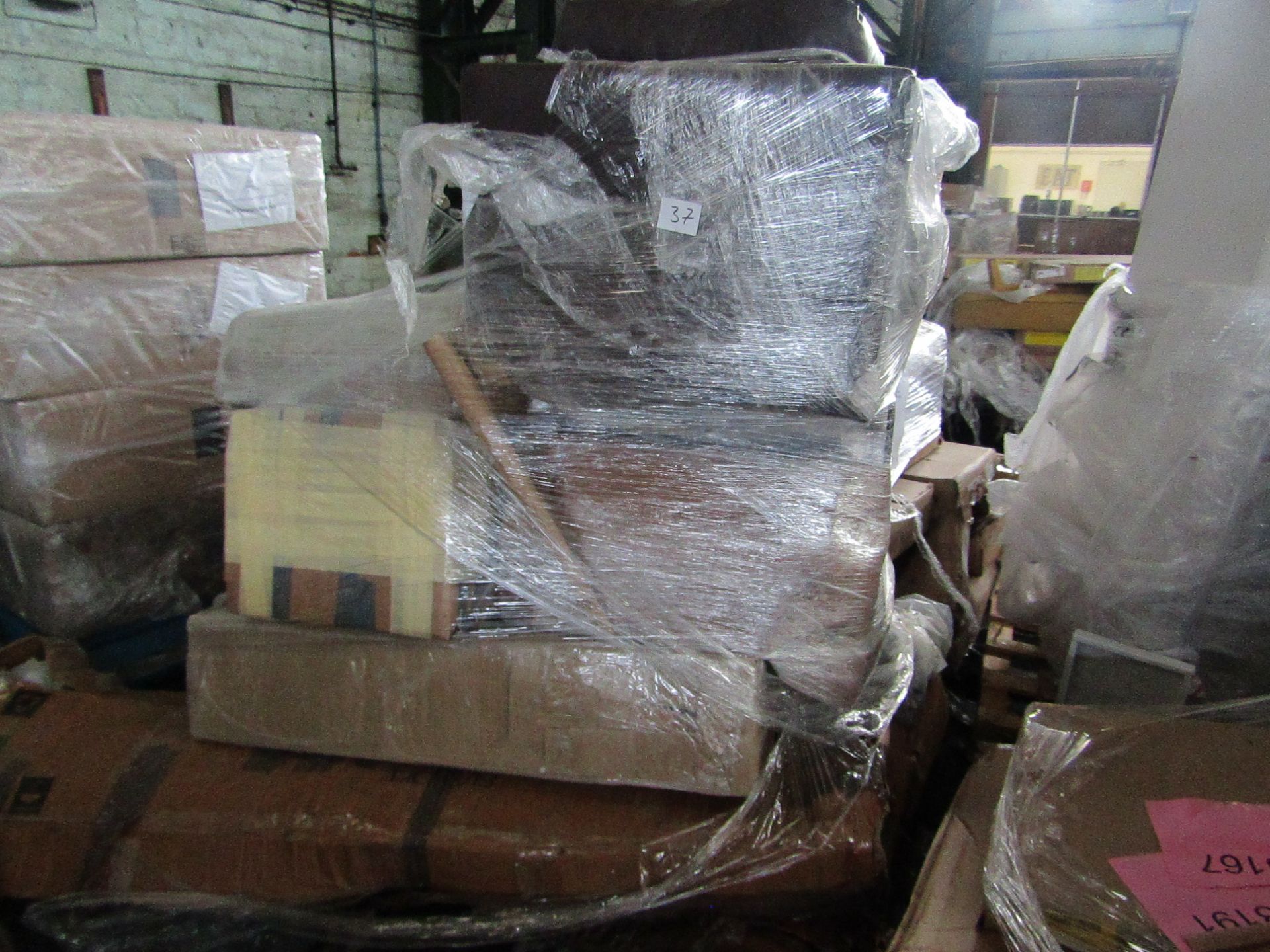 | 1X | PALLET OF FAULTY / MISSING PARTS / DAMAGED CUSTOMER RETURNS MADE.COM/SWOON STOCK UNMANIFESTED