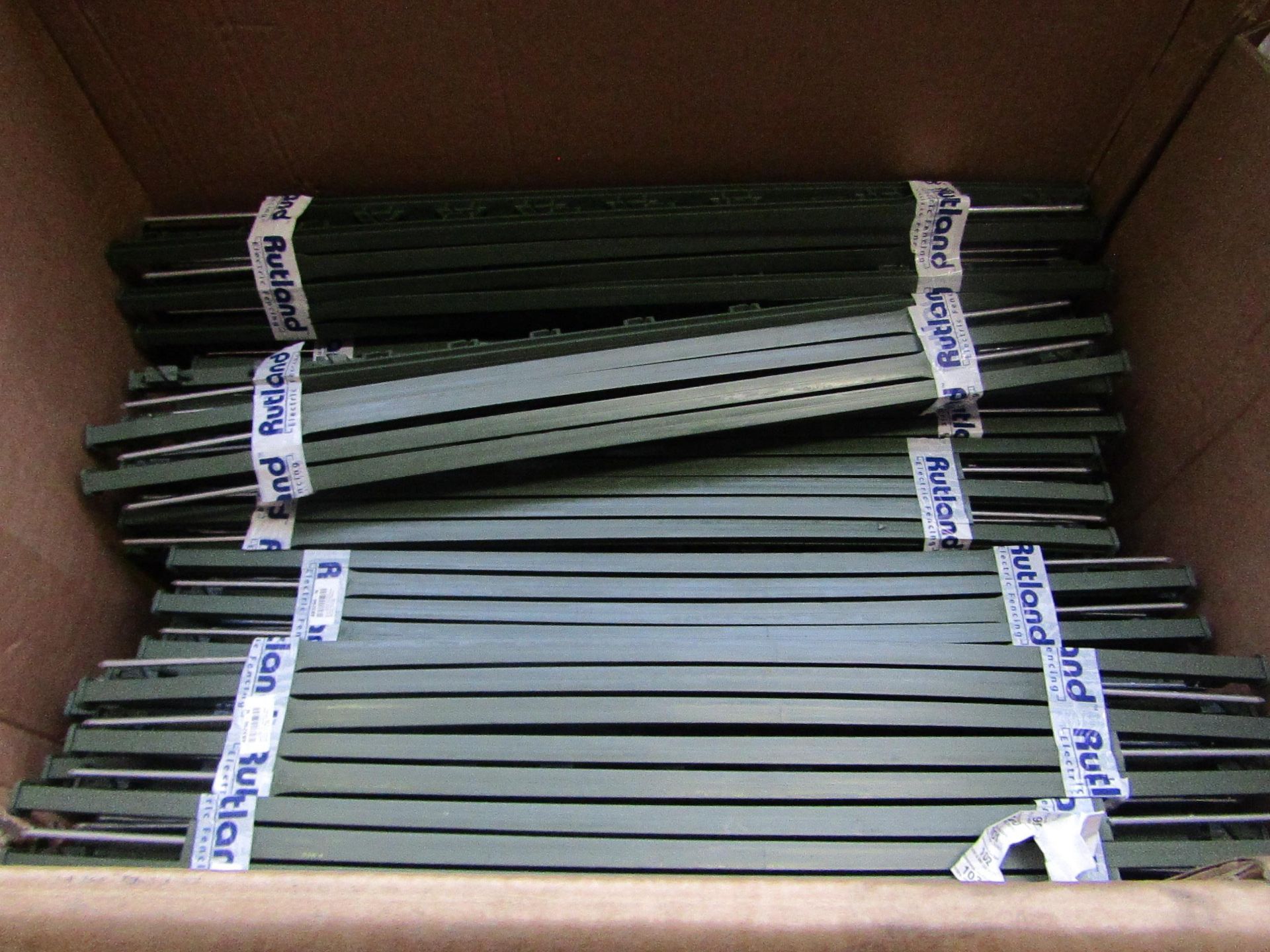 10 Pack of Rutland Green Economy Electric Fencing Poly Posts - New & Good Condition. RRP œ25 @