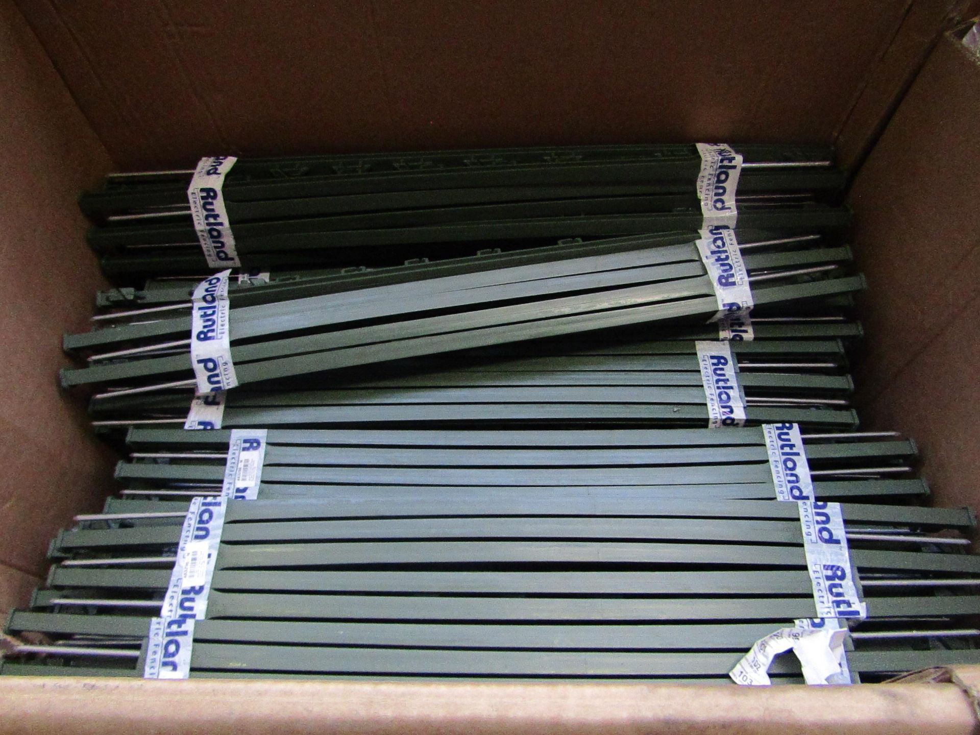 10 Pack of Rutland Green Economy Electric Fencing Poly Posts - New & Good Condition. RRP œ25 @