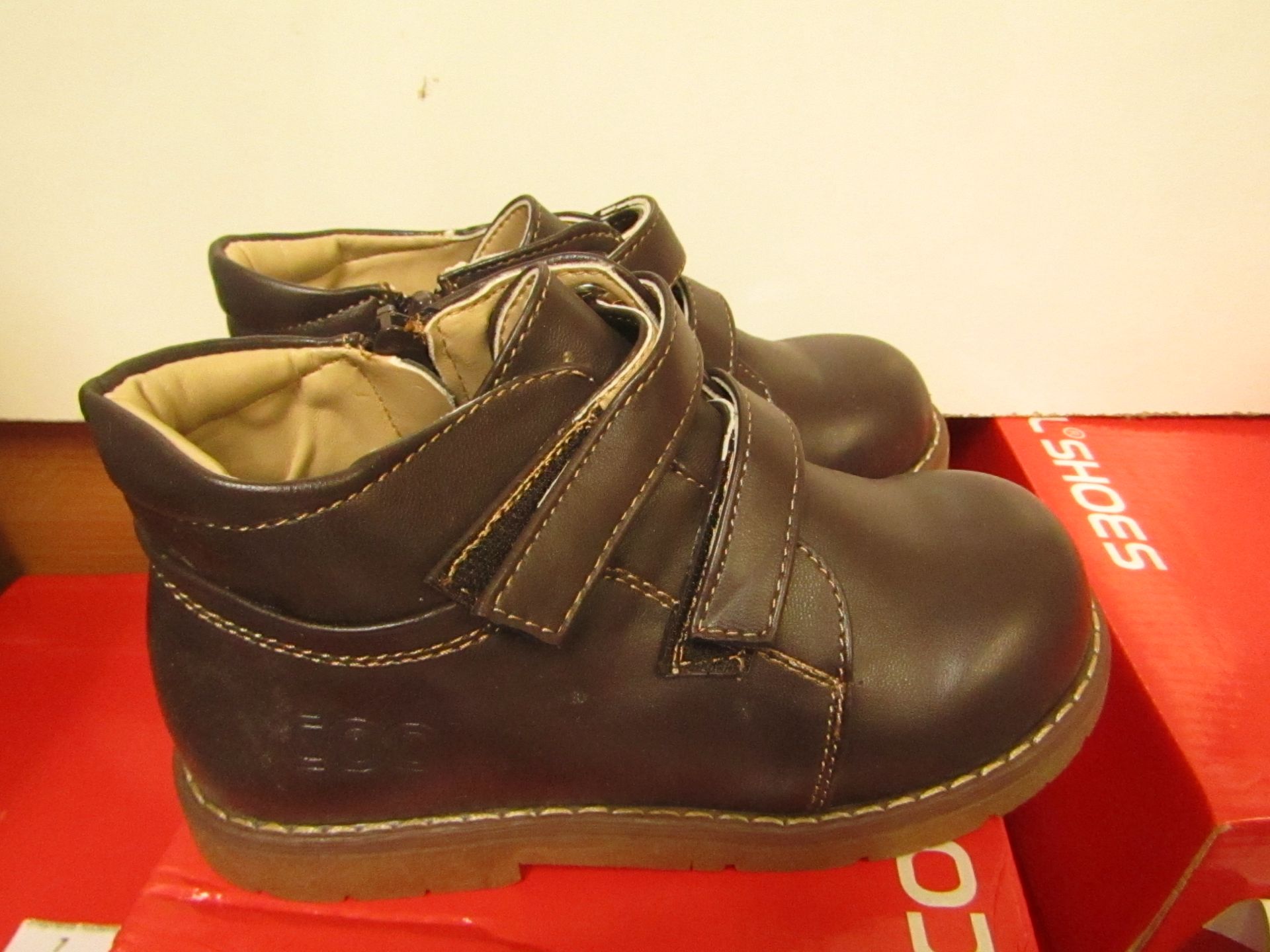 Cool Shoes Childs Brown Ankle Boot With Velcro Fastner Size 12 New & Boxed