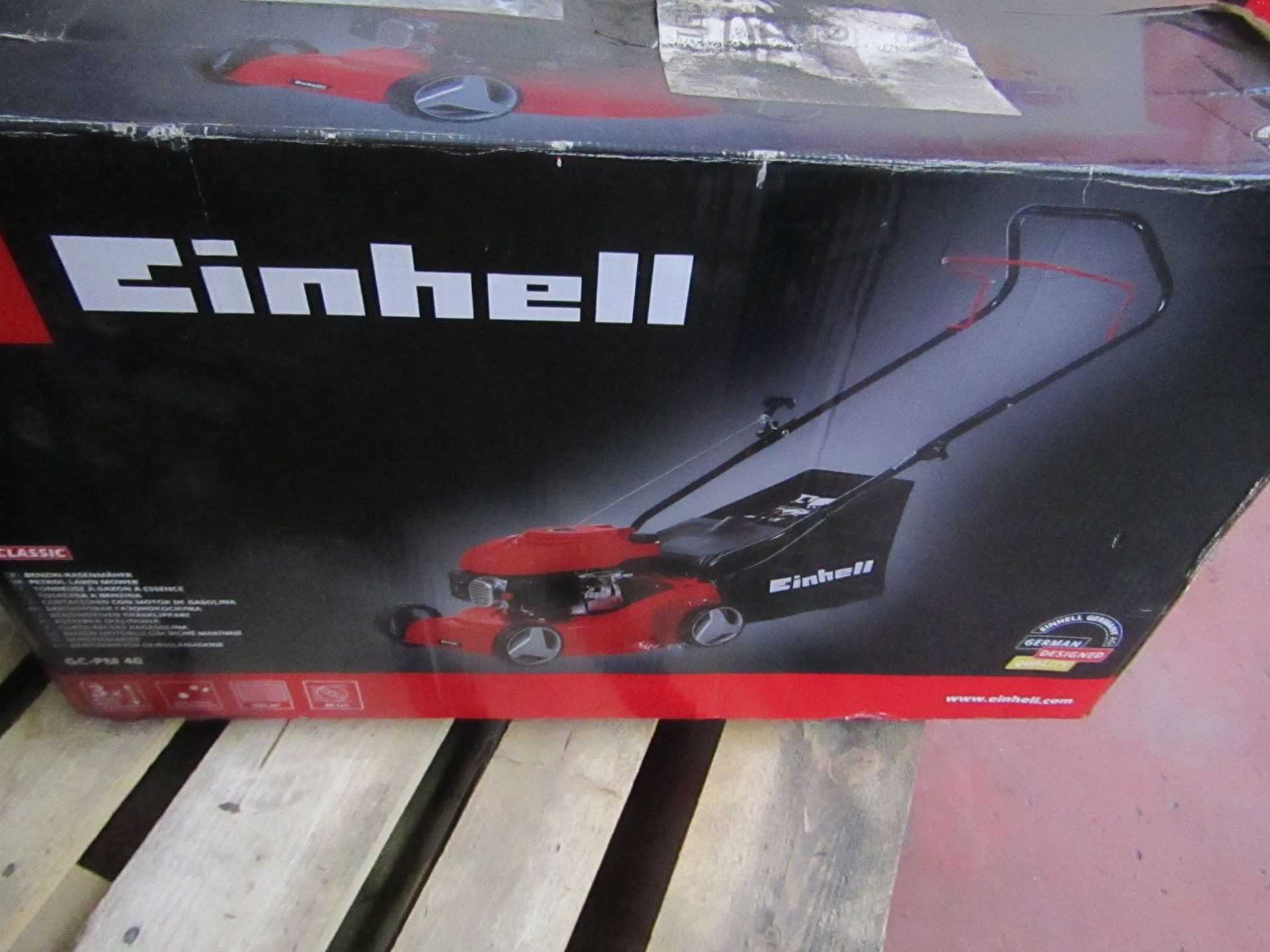 1x Einhell GC-PM 40/1 40cm petrol lawn mower - unchecked & boxed ( box is damaged )- If unsure