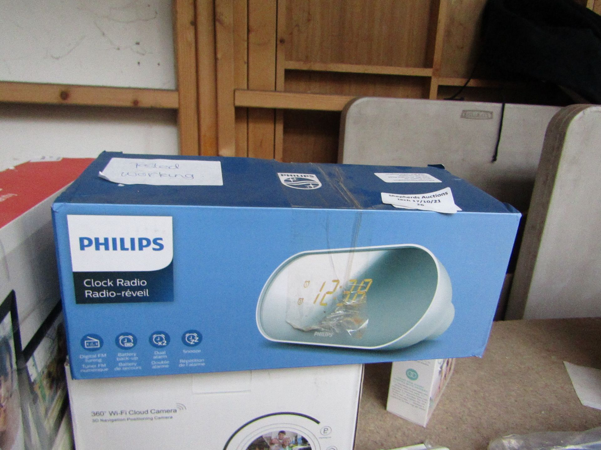 Phillips Clock Radio - Tested Working & Boxed - RRP £25