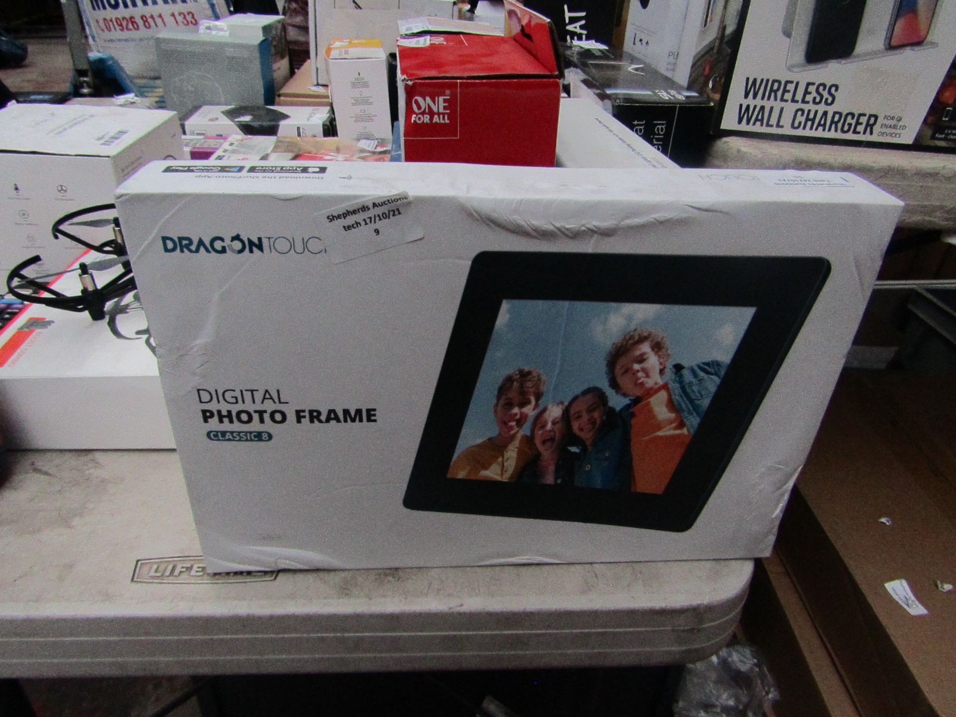 Dragon Touch Digital Photo Frame - Classic 8 - 8" Display with 16GB Memory - Unchecked & Boxed - RRP