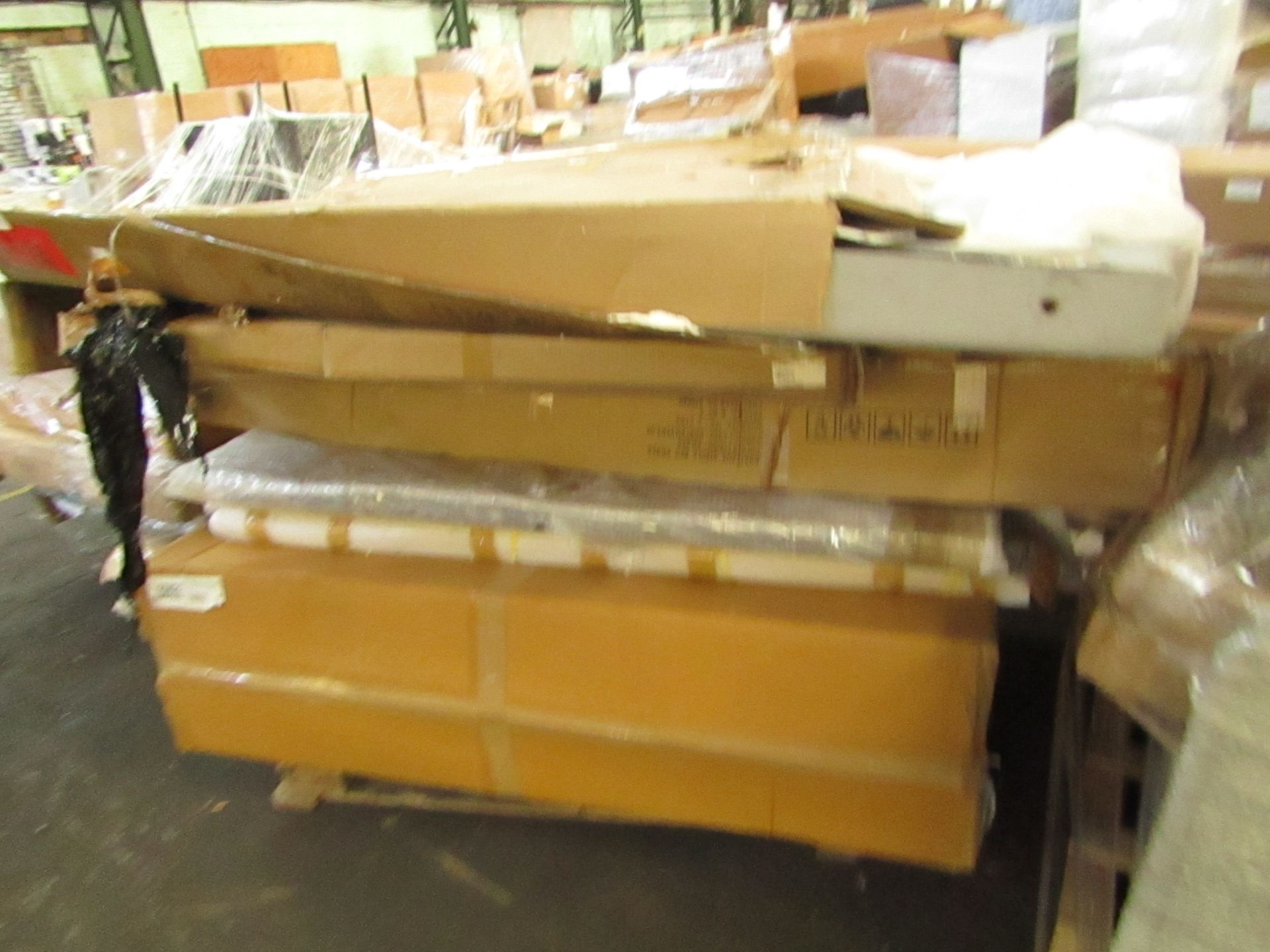 | 1X | PALLET OF FAULTY / MISSING PARTS / DAMAGED CUSTOMER RETURNS MADE.COM STOCK UNMANIFESTED |