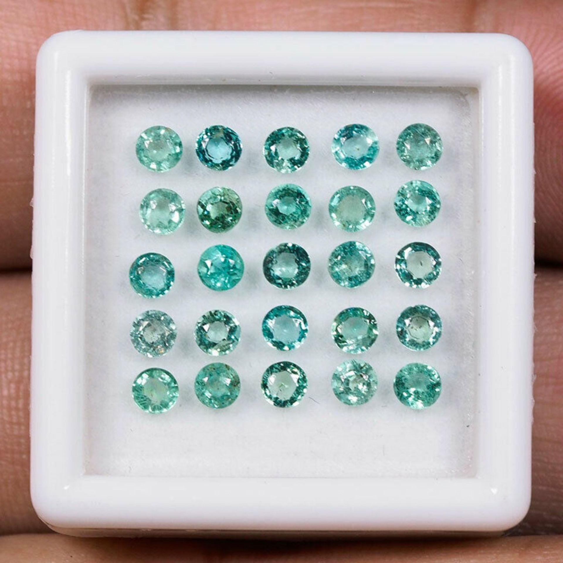 IGL&I Certified - Natural Colombian Emeralds - 1.89 Carats - 20 Pieces - Diamond round cut - Average