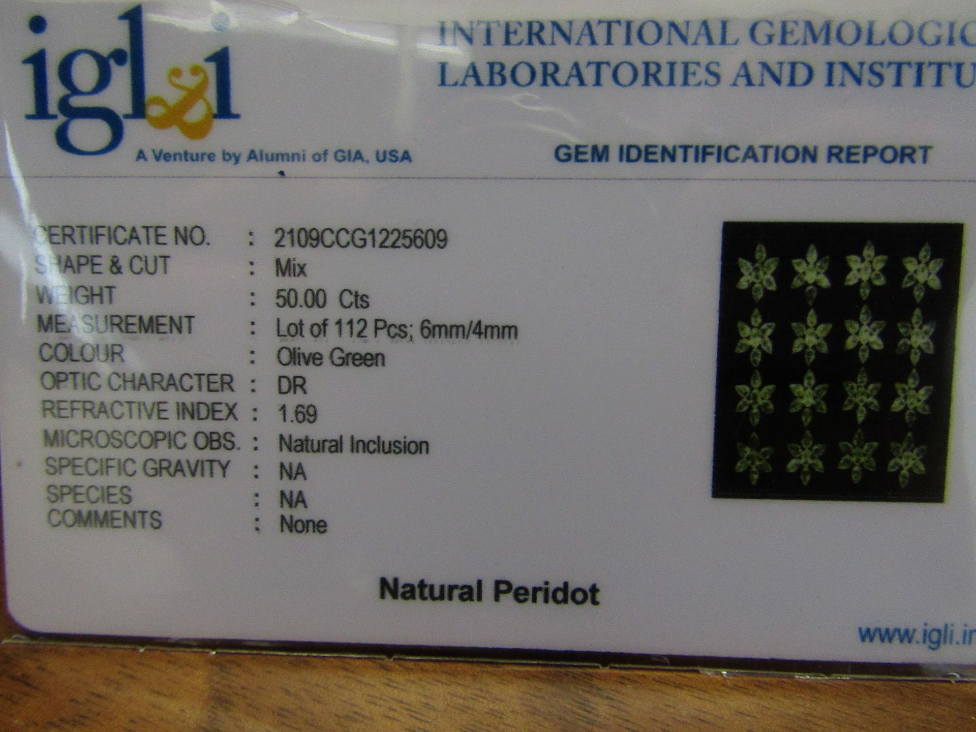 IGL&I Certified - Natural Peridot - 50.00 Carats - 112 Pieces - Pear/Mixed cut - Average retail - Image 2 of 3