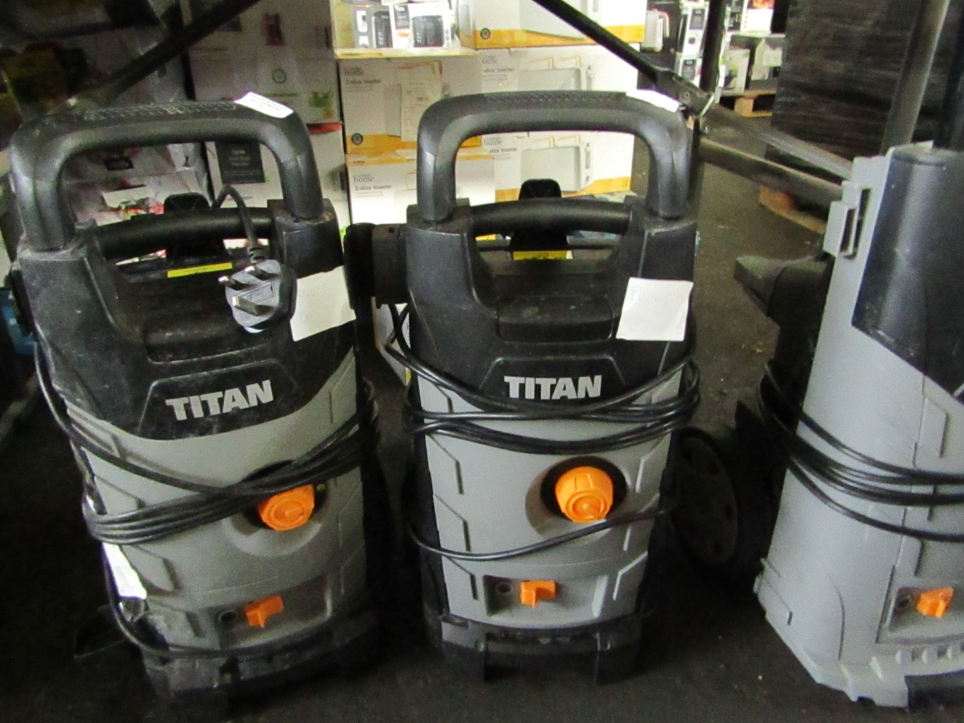 Titan - 1800w High Pressure Washer - TTB1800PRW - Item Power On - Please Note No Attachment Present.