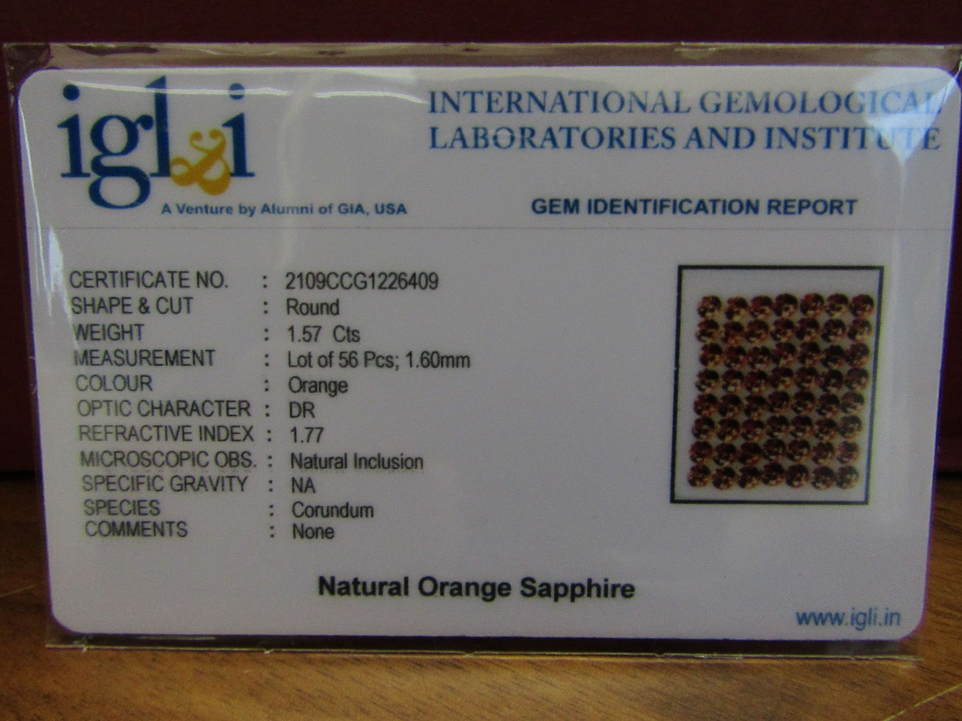 IGL&I Certified - Natural Srilanka Sapphires - 1.57 Carats - (Unheated Untreated) - VVS Clarity - 56 - Image 2 of 3