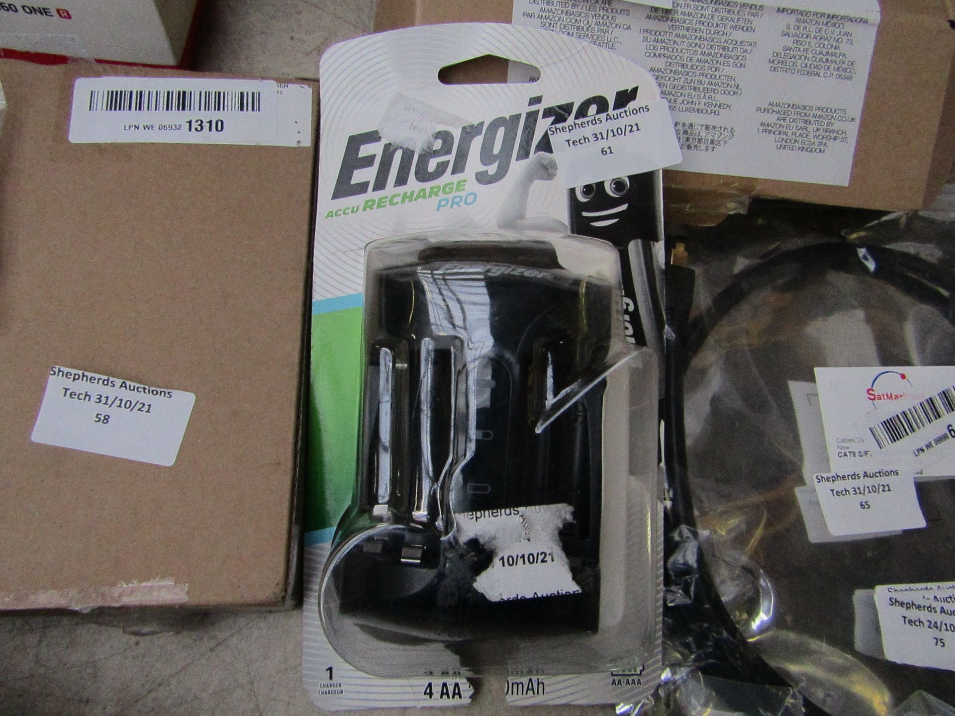 Energiser AccuRecharge AA Battery Charger - Untested & Boxed