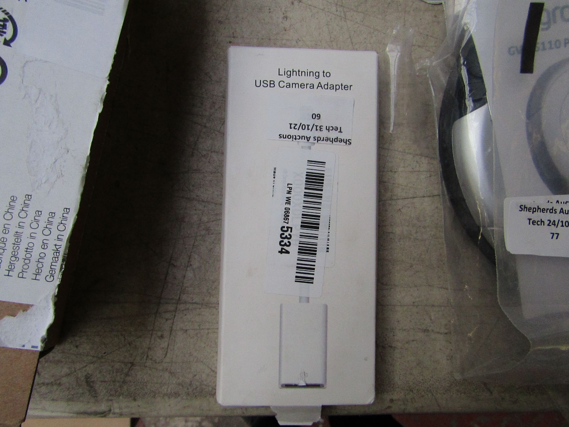 Lightning to USB Camera Adapter - Unchecked & Boxed