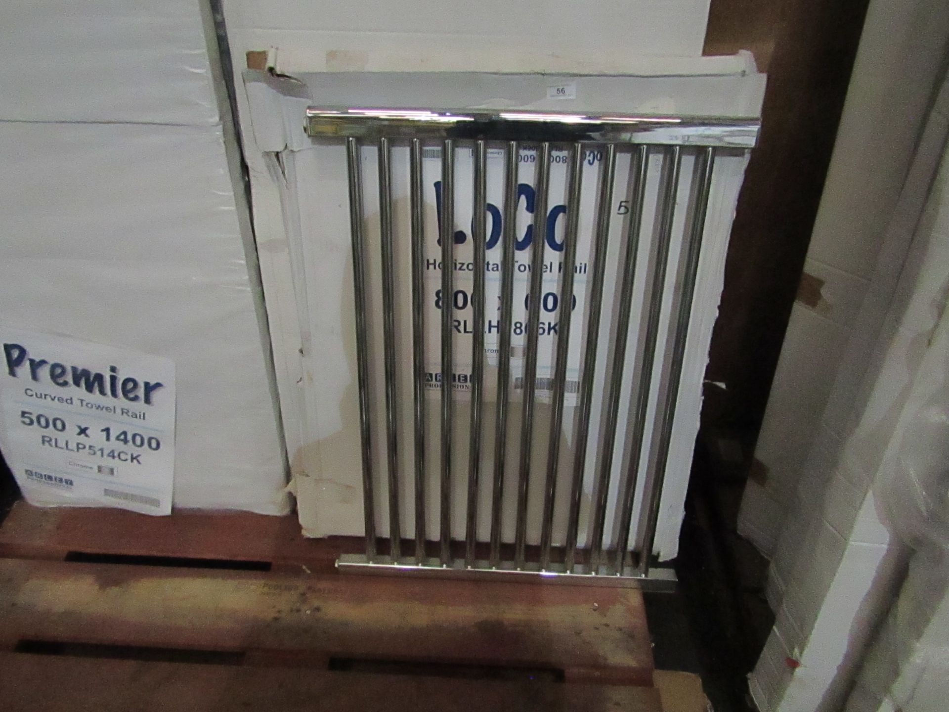 Loco - Horizontal 800x600mm Towel Rail - Good Condition & Boxed.