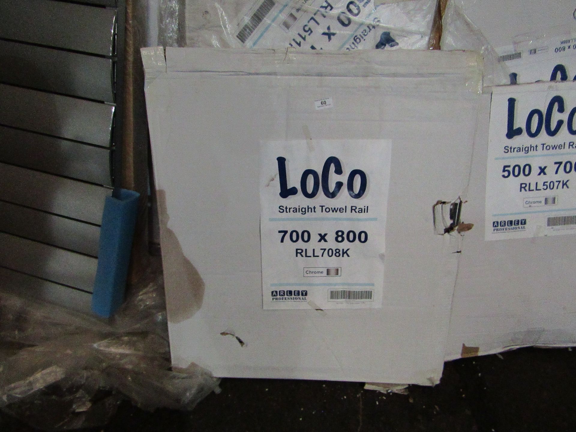 Loco - Straight 700x800 Chrome Towel Rail - Unchecked & Boxed.