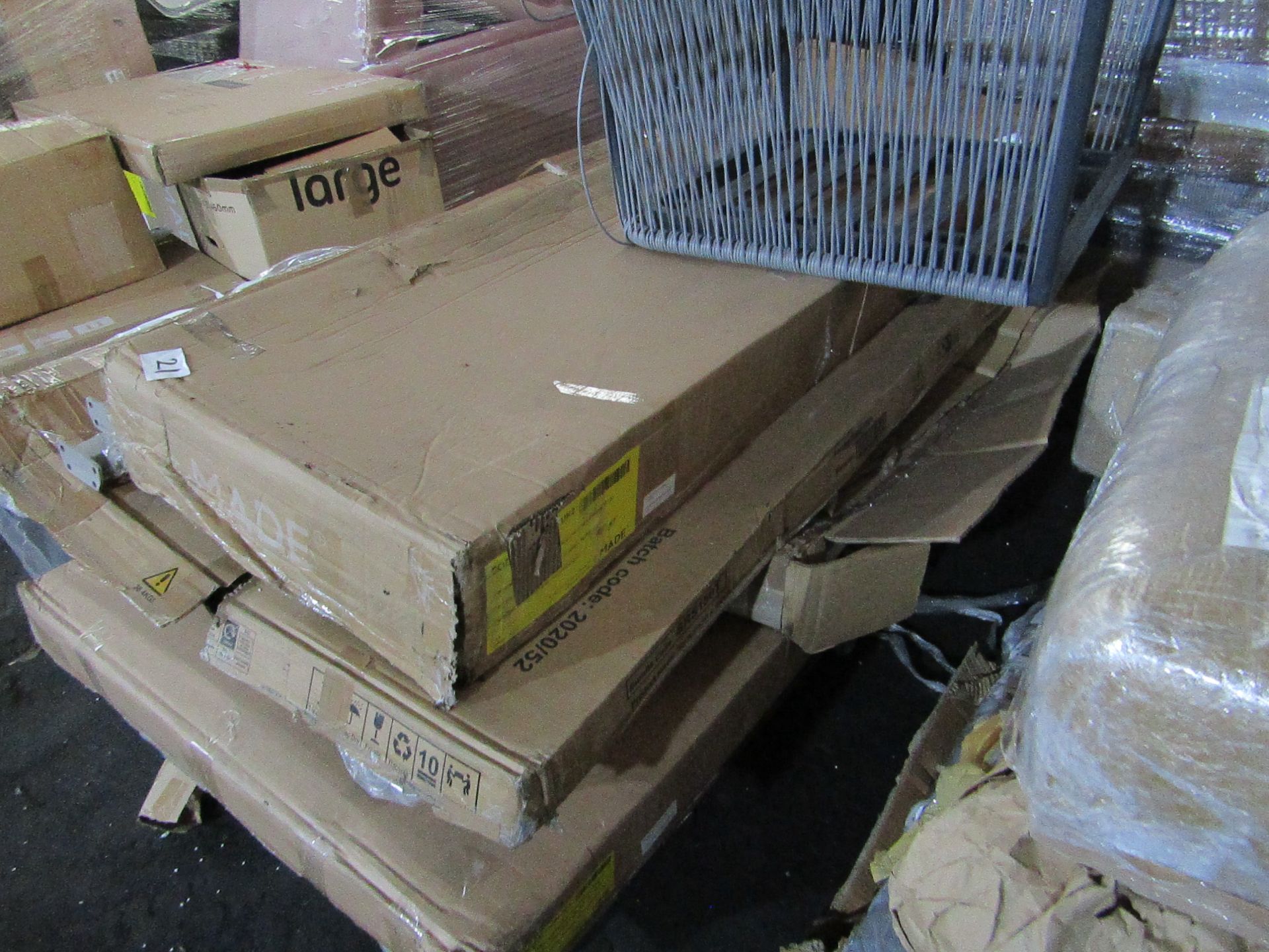 | 1X | PALLET OF FAULTY / MISSING PARTS / DAMAGED CUSTOMER RETURNS MADE.COM STOCK UNMANIFESTED |