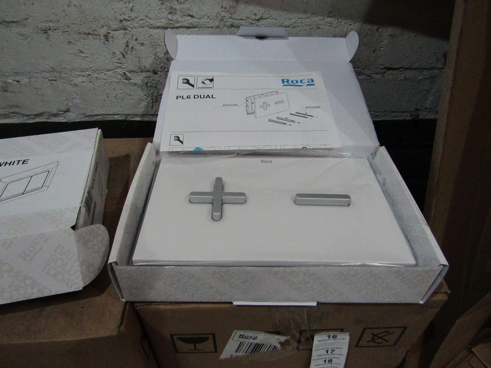 Roca - PL6 Dual Combi Flush Plate - New & Boxed.