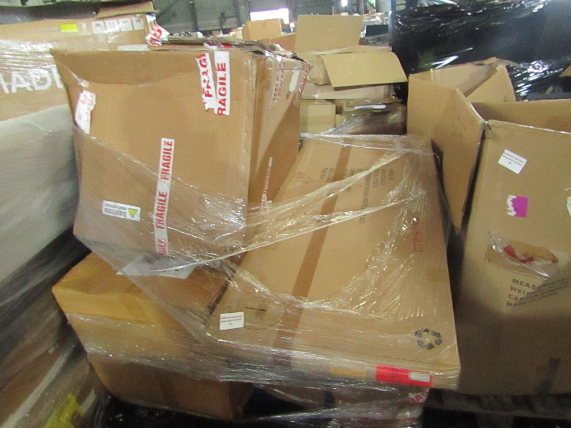 Mixed pallet of Cox & Cox customer returns to include 5 items of stock with a total RRP of