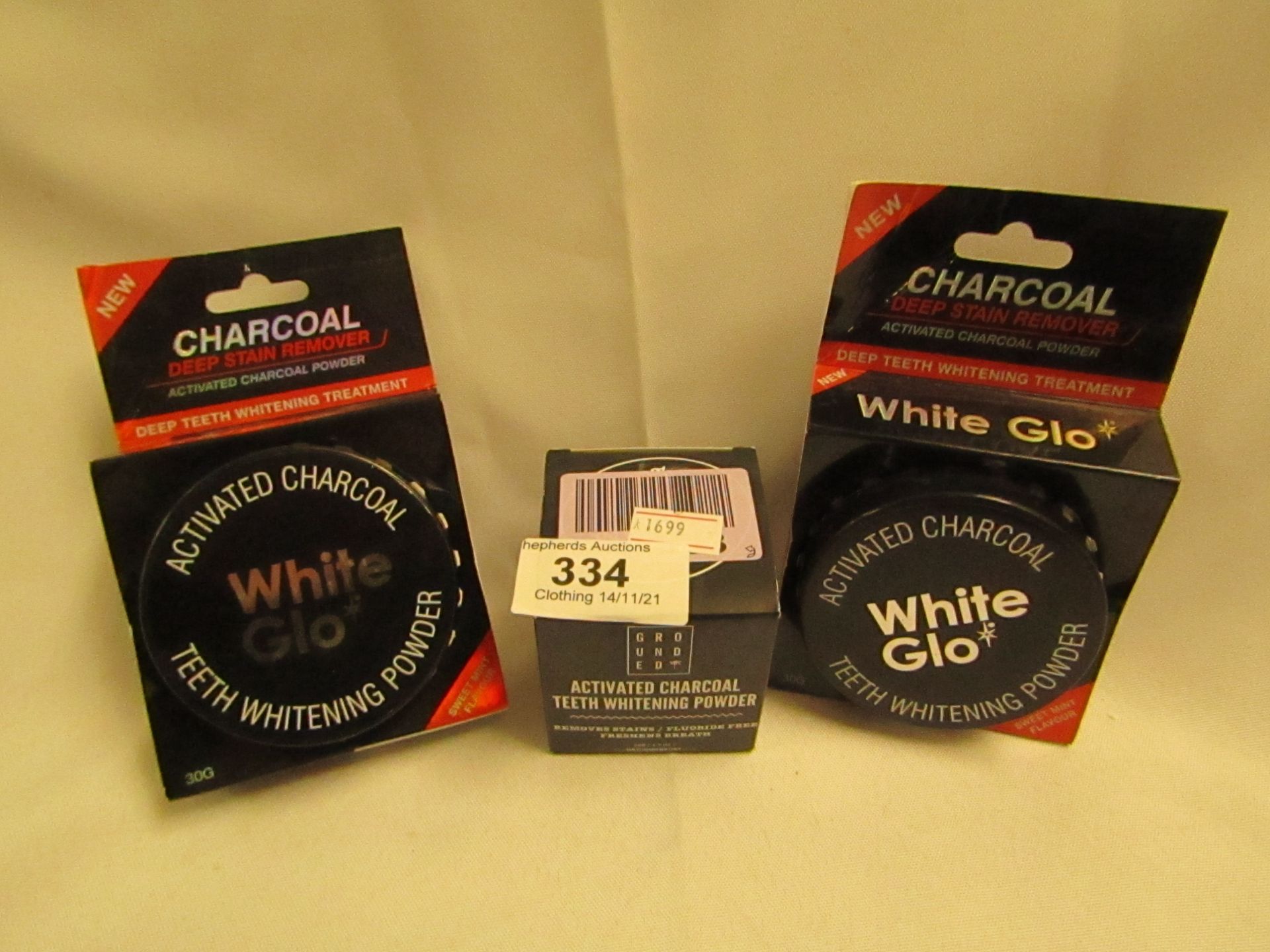 3 X White Glo Activated Charcoal Teeth Whitening Powder All new & Packaged