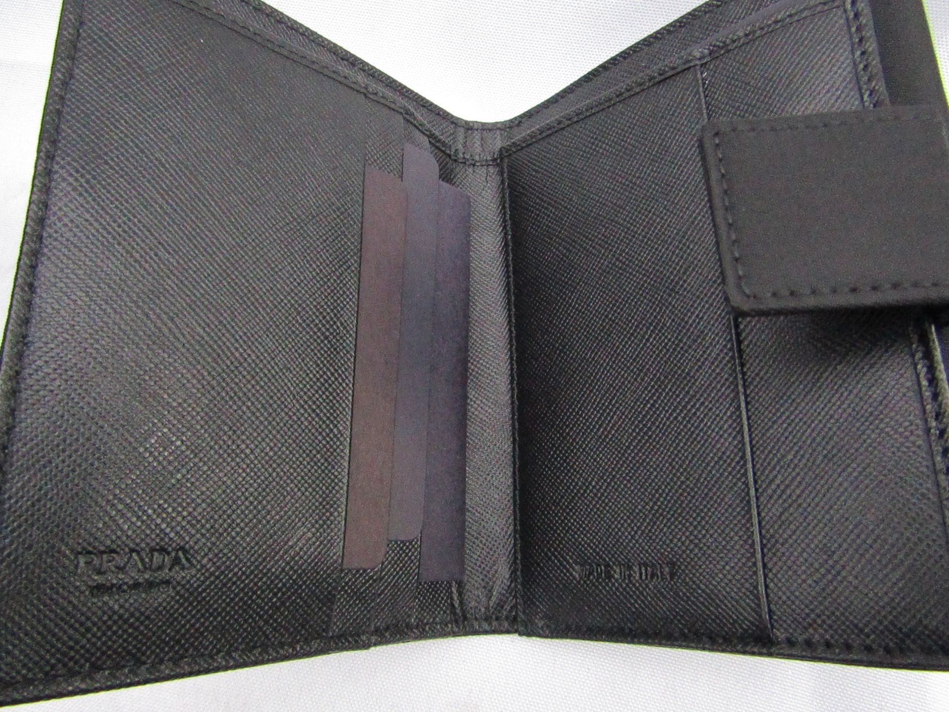 Genuine Prada Nylon purse in excellent conditon with original box - Image 2 of 3