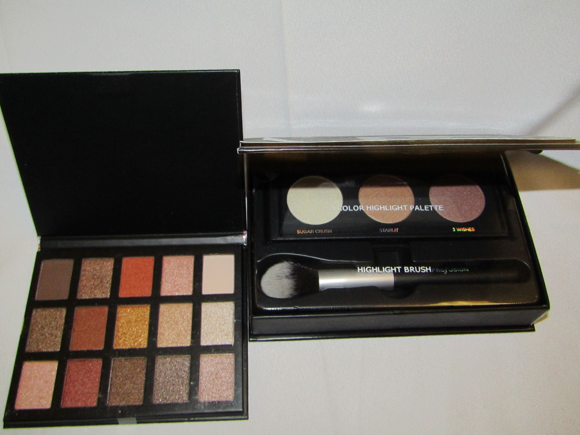 2 X Items Being 1 xGlitter & Glam 2 PC Contour Set & 1 X Eye Shadow Set Both New & Packaged