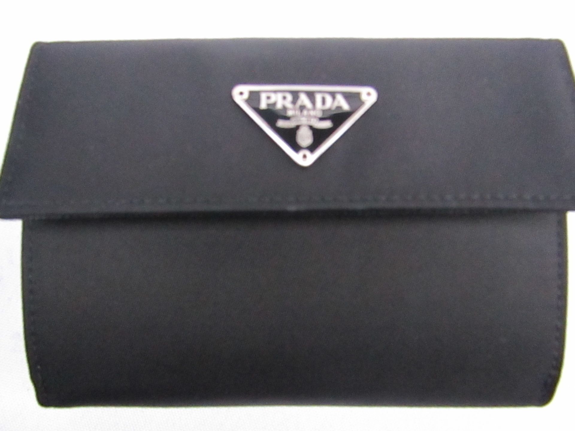 Genuine Prada Nylon purse in excellent conditon with original box - Image 3 of 3