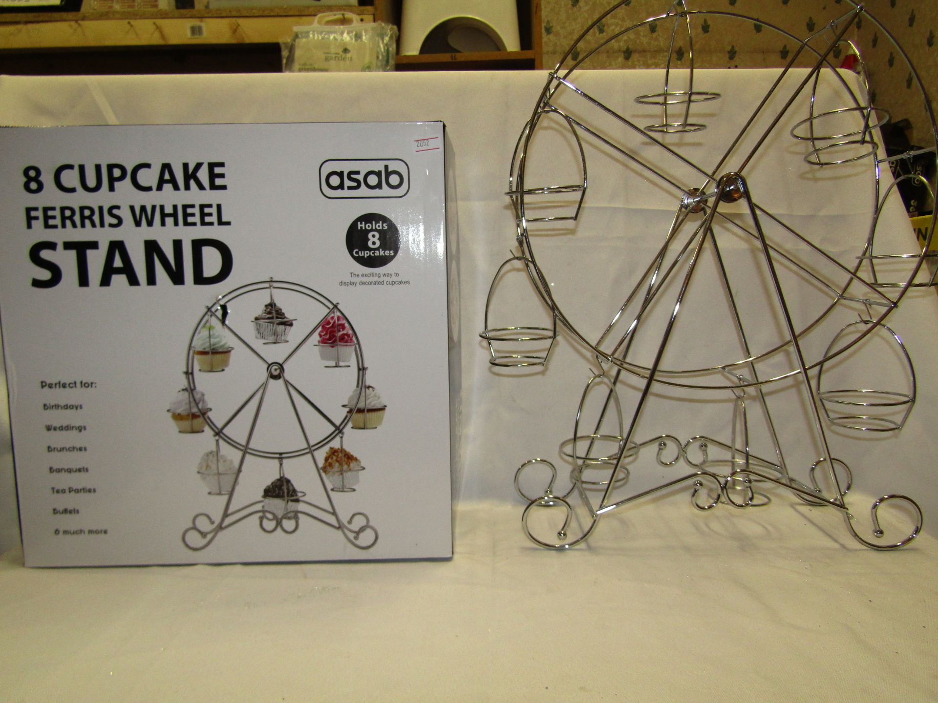 1 x Asab 8 Cupcake Ferris Wheel Stand  boxed new
