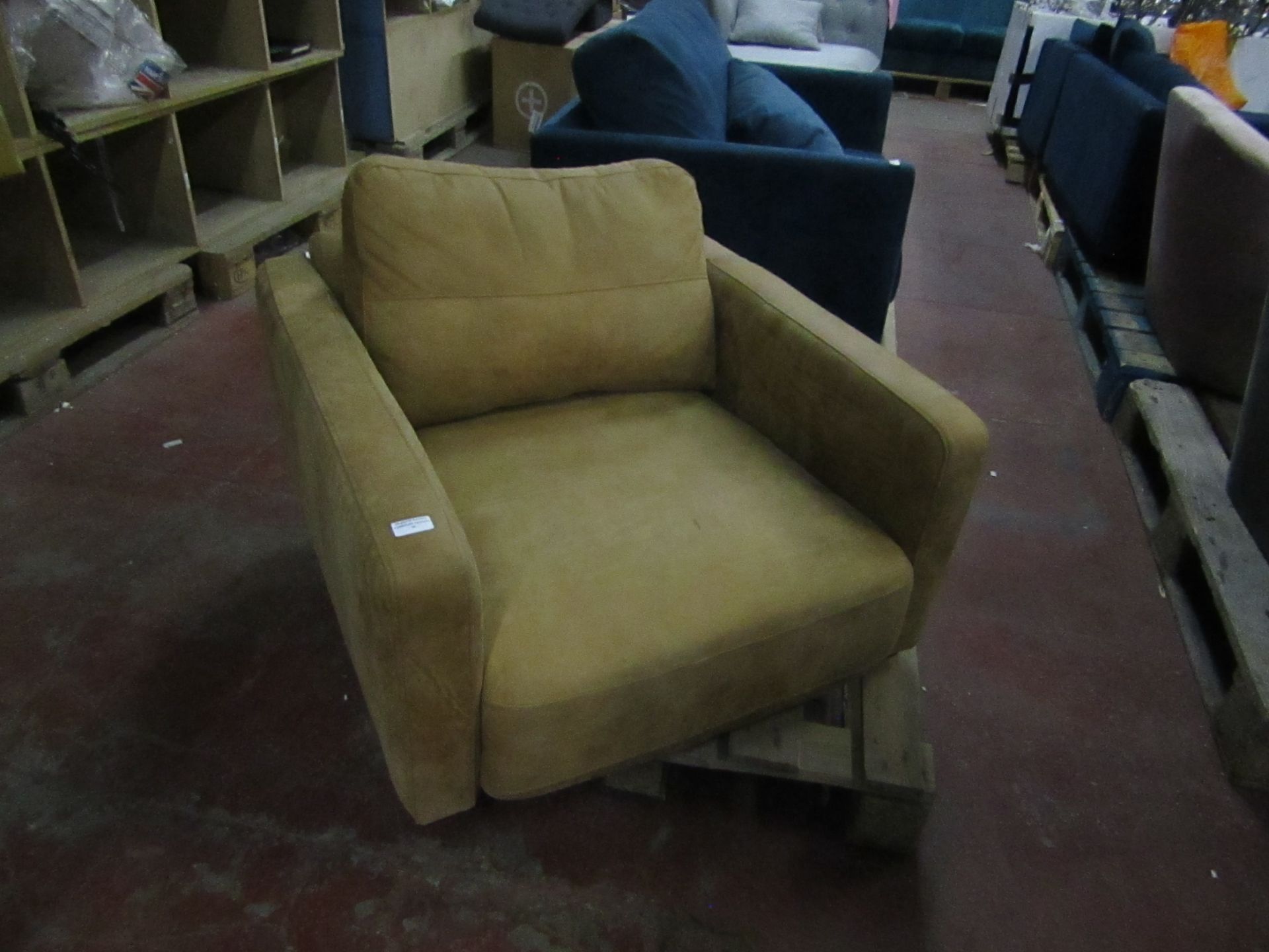 | 1X | JARROD ARMCHAIR | OUTBACK TAN LEATHER | GOOD CONDITION BUT NO LEGS PRESENT | RRP £1099 | THIS