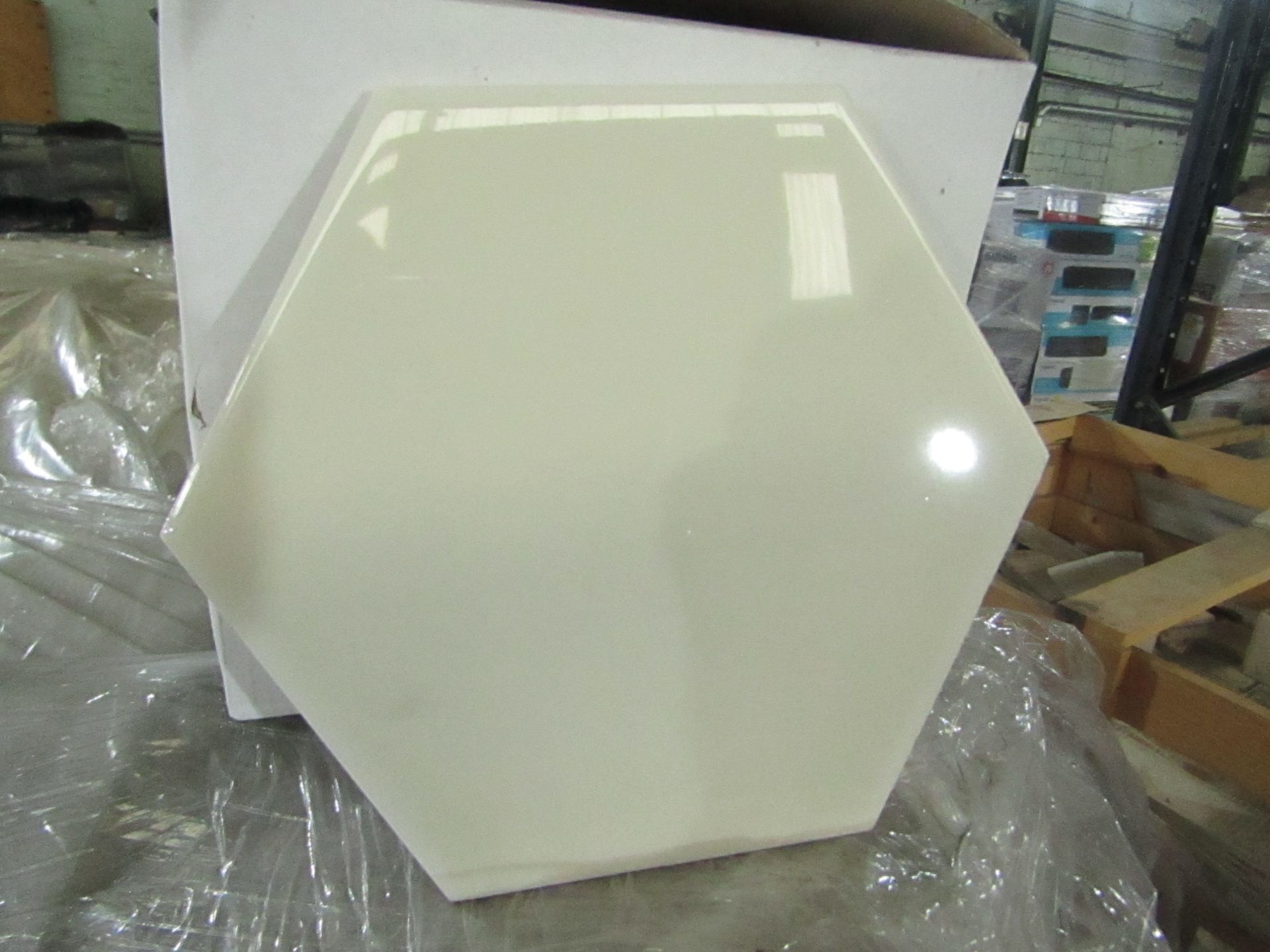 32x Boxes of 50 Johnsons SAV02A Hexagonal glazed wall tiles in Oat Gloss Total RRP £24.99 per box,