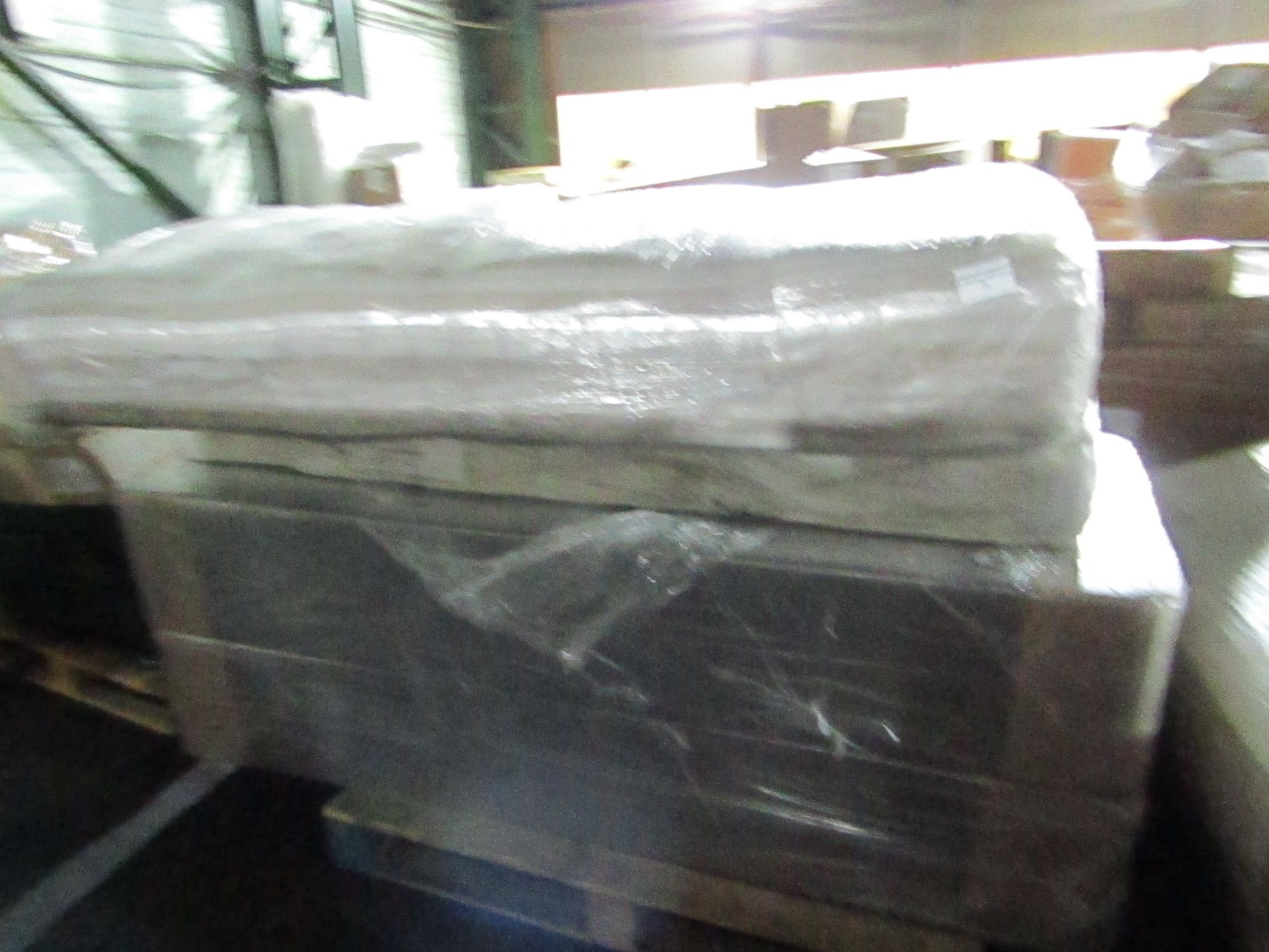 | 1X | PALLET OF EX RETAIL BED STOCK WHICH LOOKS TO INCLUDE A BED BASE AND 2X MATTRESSES ALL WRAPPED