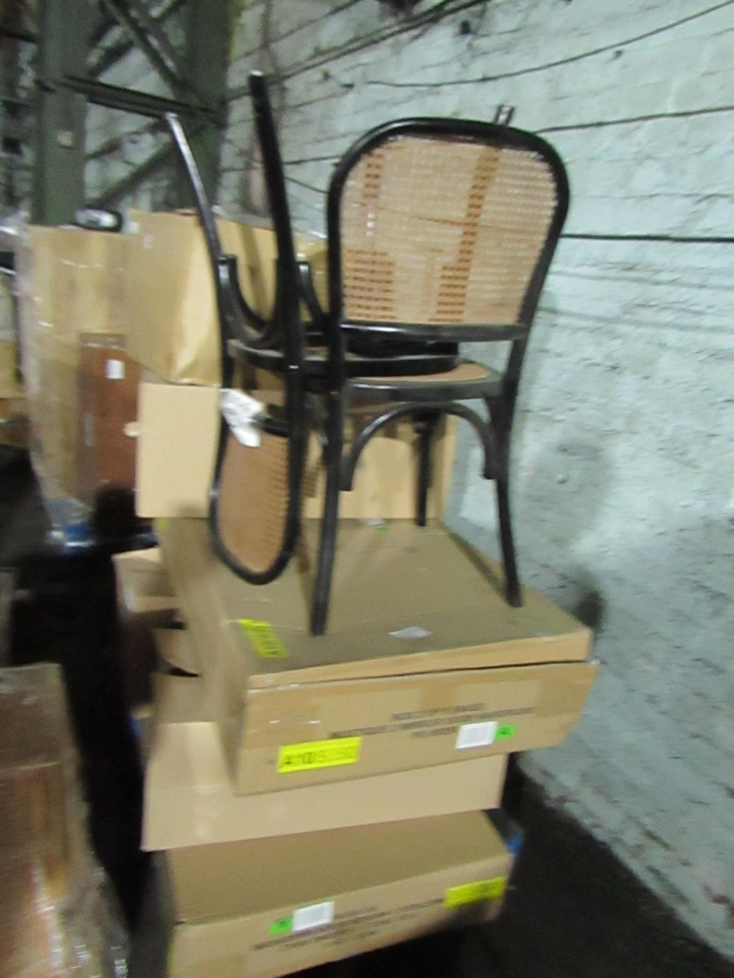 | 1X | PALLET OF FAULTY / MISSING PARTS / DAMAGED CUSTOMER RETURNS COX & COX STOCK UNMANIFESTED |