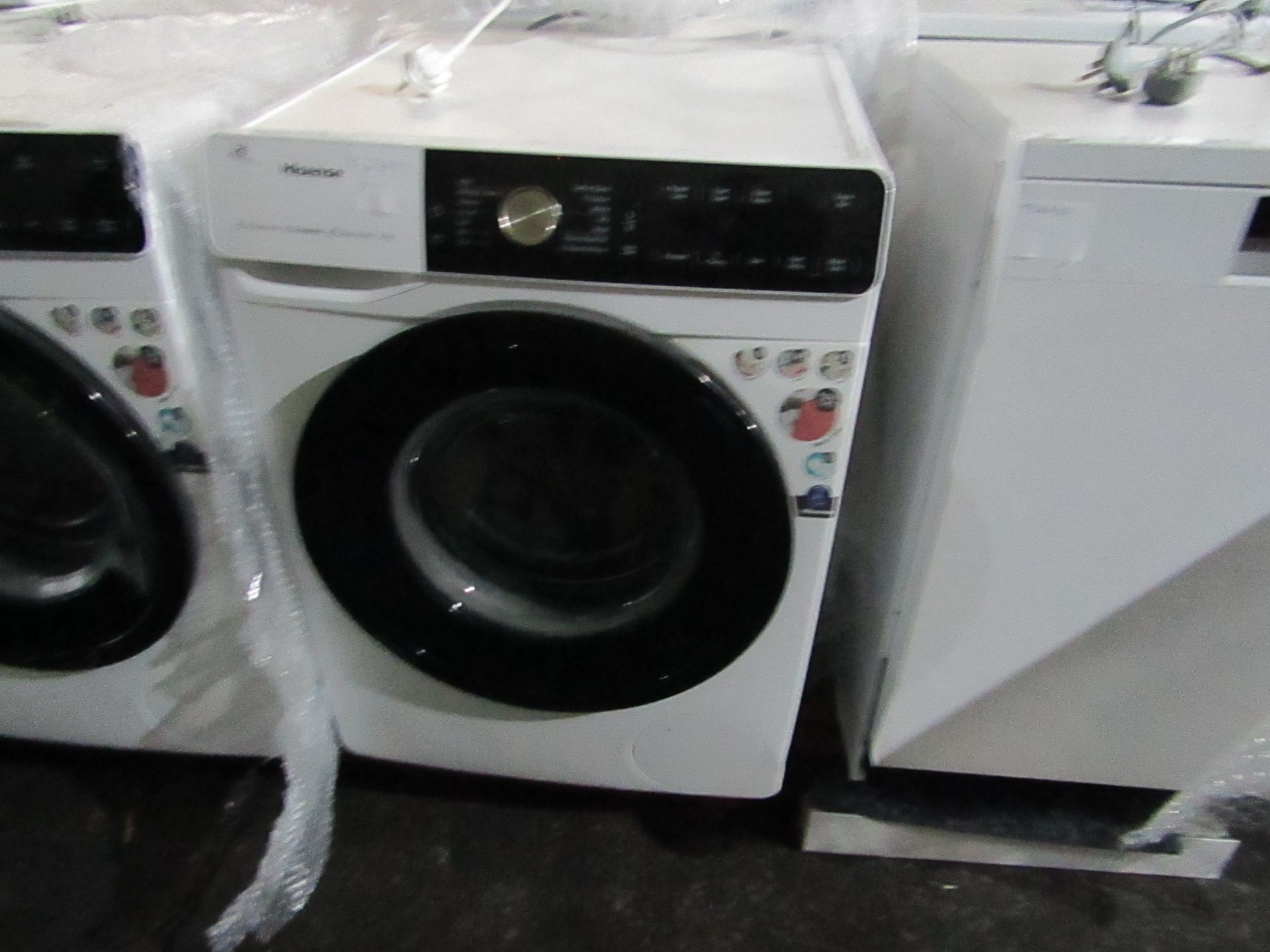 Hisence WFGA90141VM 9kg Washing Machine.Powers on & Spins but havnt tested any other functions.